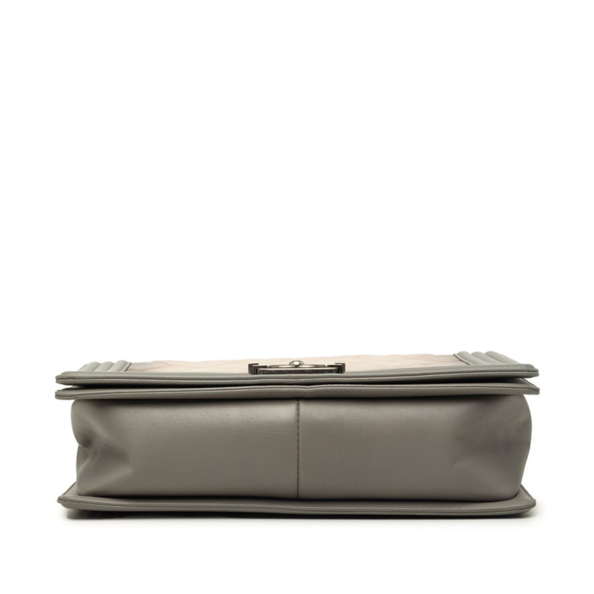 Chanel Gray Beige Shoulder Bag (Pre-Owned)