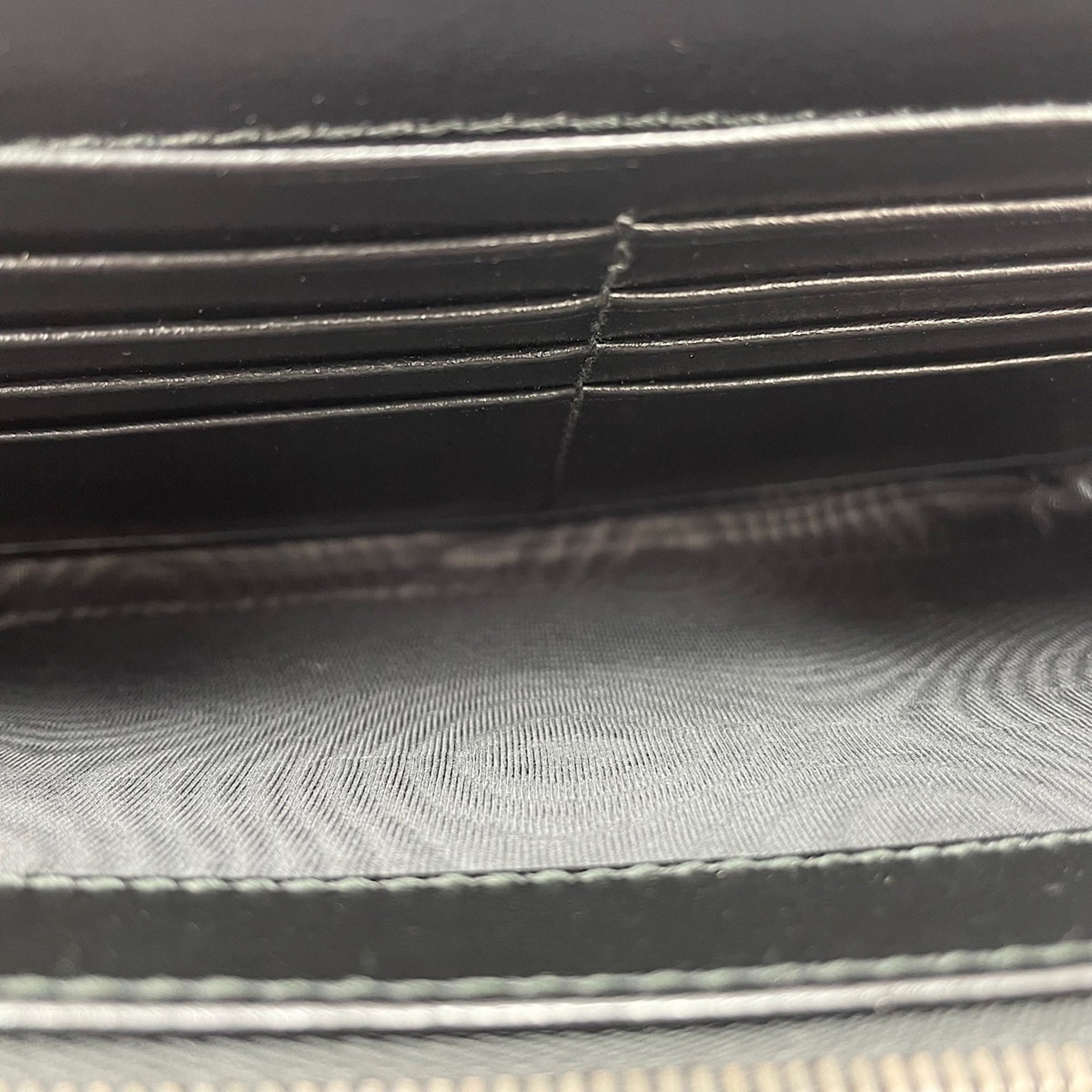 Gucci Black Shoulder Bag (Pre-Owned)