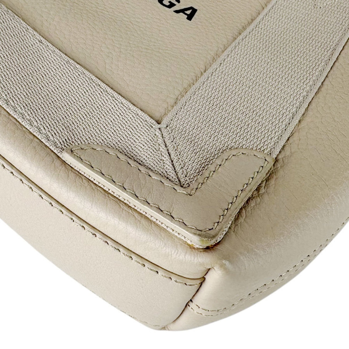 Balenciaga Beige Leather Handbag (Pre-Owned)