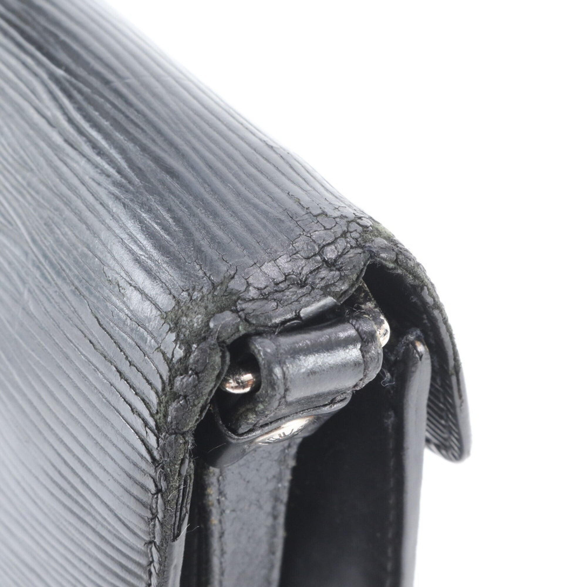 Louis Vuitton Noir Leather Handbag Pochette Pouch (Pre-Owned)