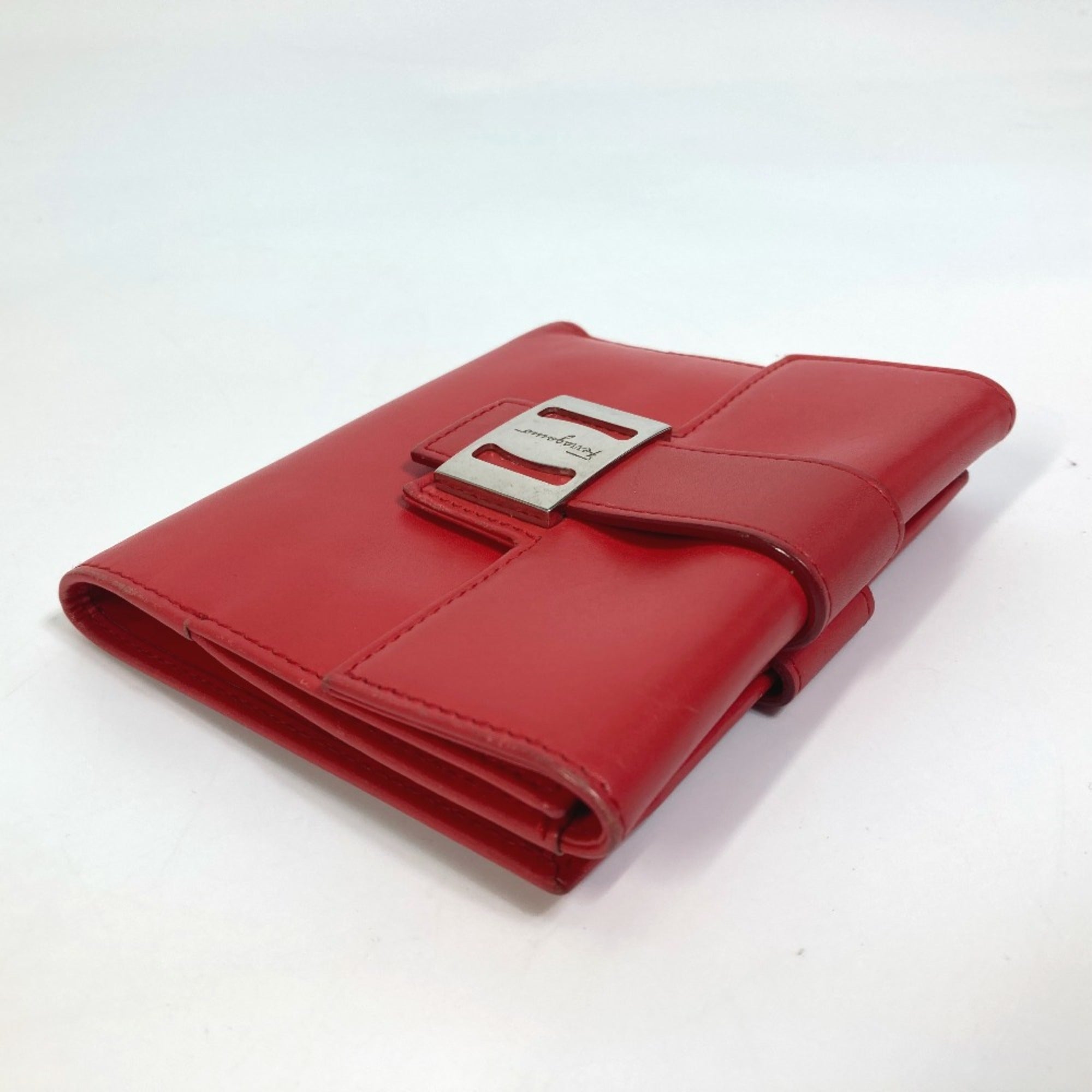 Salvatore Ferragamo Red Leather Wallet (Bi-Fold) (Pre-Owned)