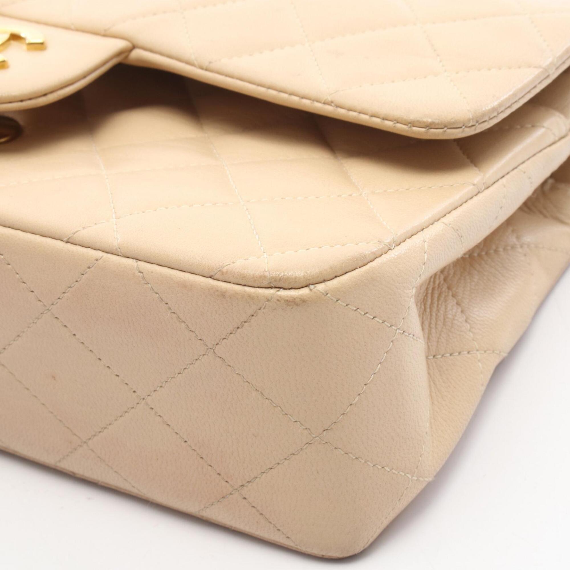 Chanel Beige Leather Handbag Shoulder Bag (Pre-Owned)