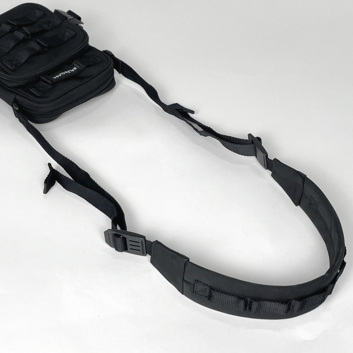 Balenciaga Black Nylon Shoulder Bag (Pre-Owned)