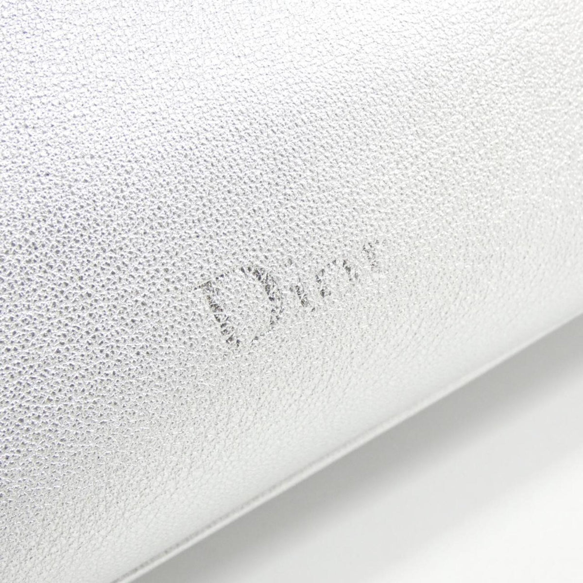 Christian Dior Silver Leather Clutch Bag (Pre-Owned)
