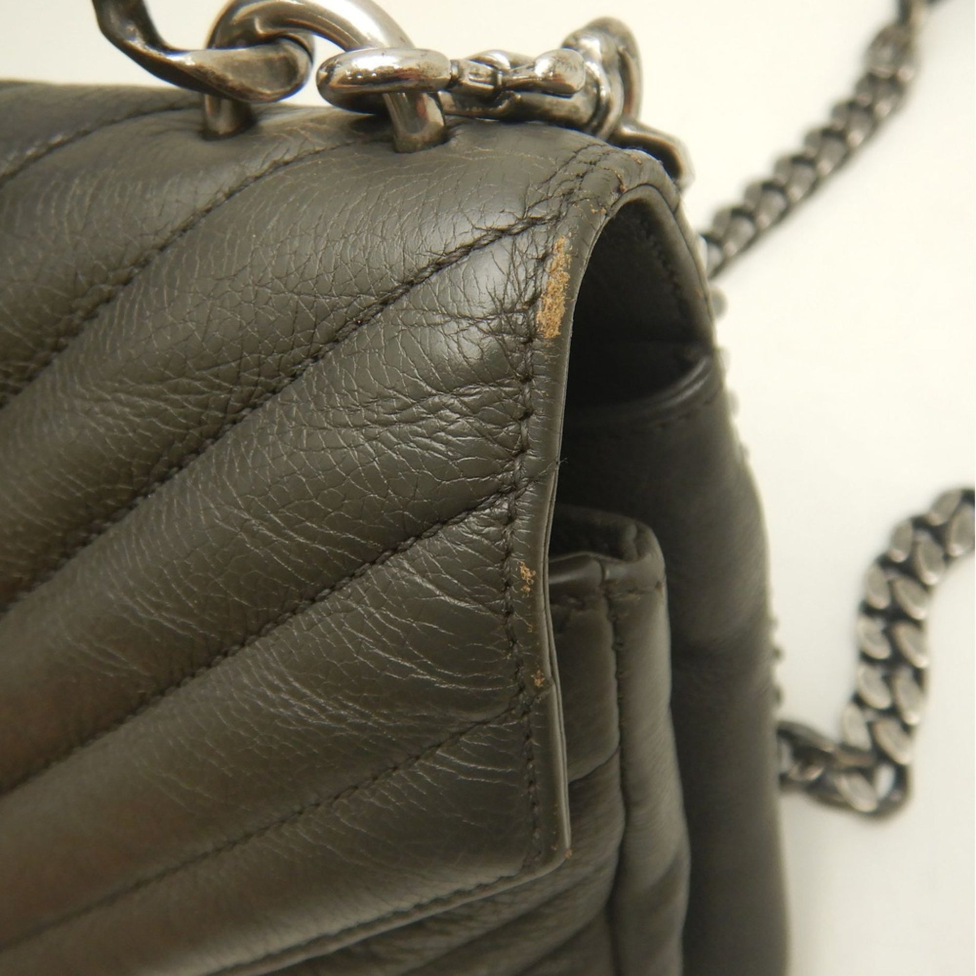 Yves Saint Laurent Gray Leather Handbag School Bag (Pre-Owned)