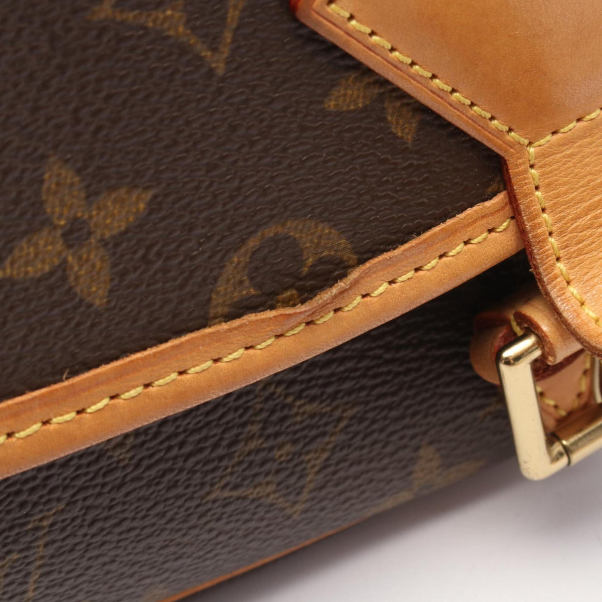 Louis Vuitton Brown Monogram Coated Canvas Leather Handbag Shoulder Bag (Pre-Owned)