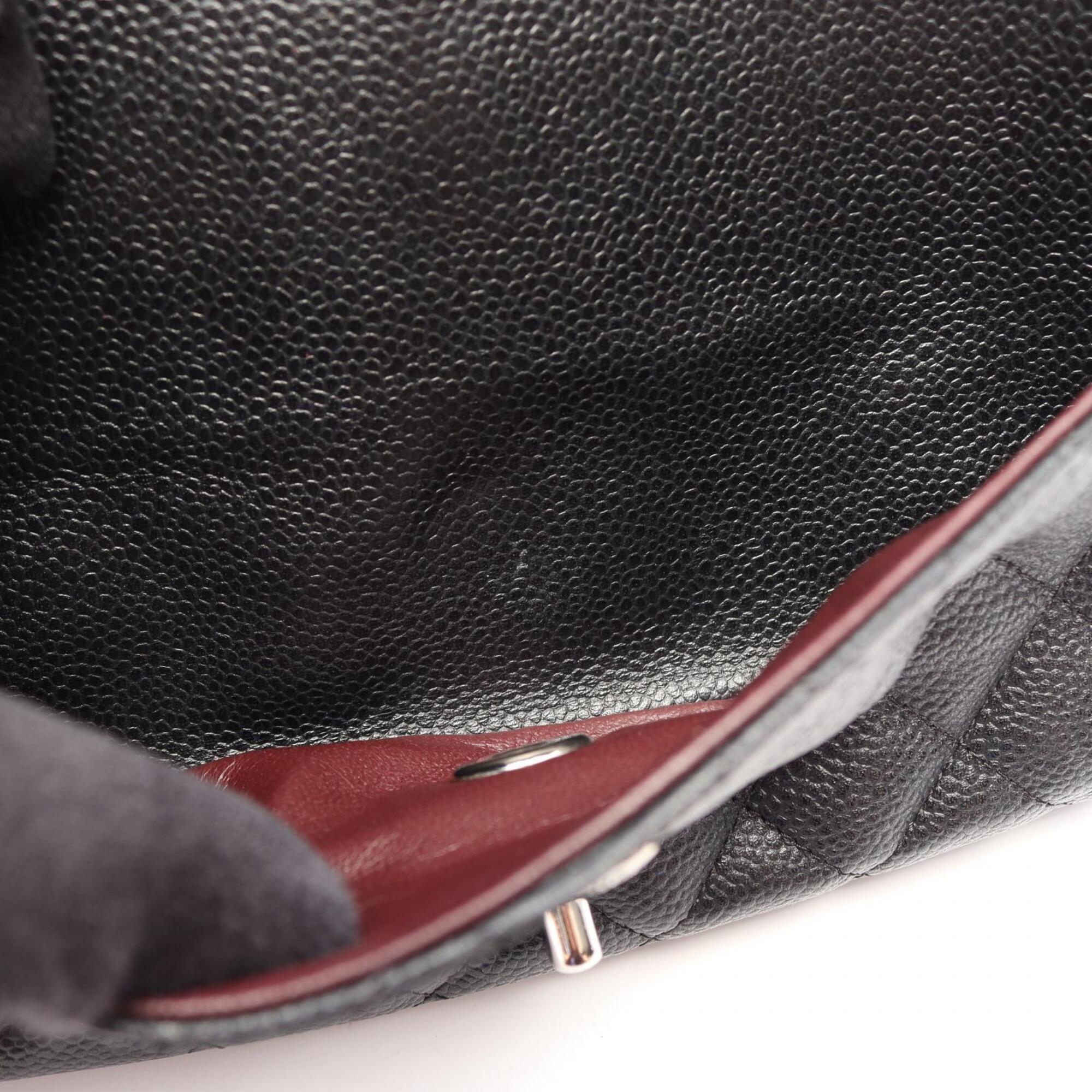 Chanel Black Grained Calfskin Handbag Shoulder Bag (Pre-Owned)