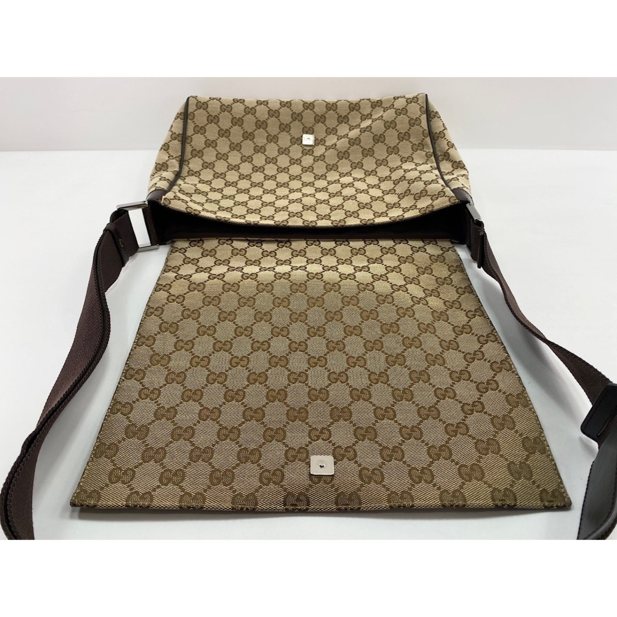 Gucci Brown Shoulder Bag (Pre-Owned)