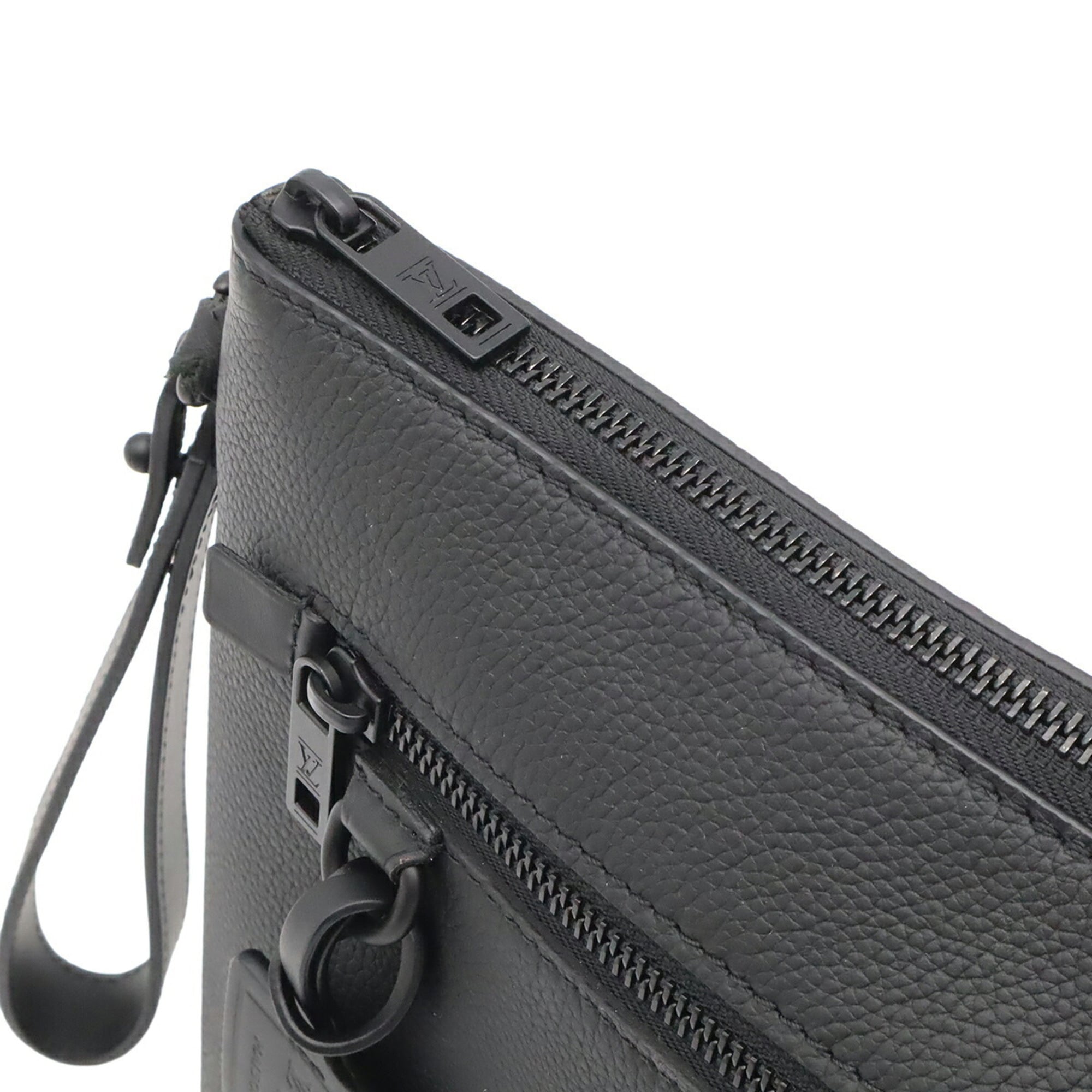 Louis Vuitton Noir Leather Clutch Bag Handbag Pochette Pouch (Pre-Owned)