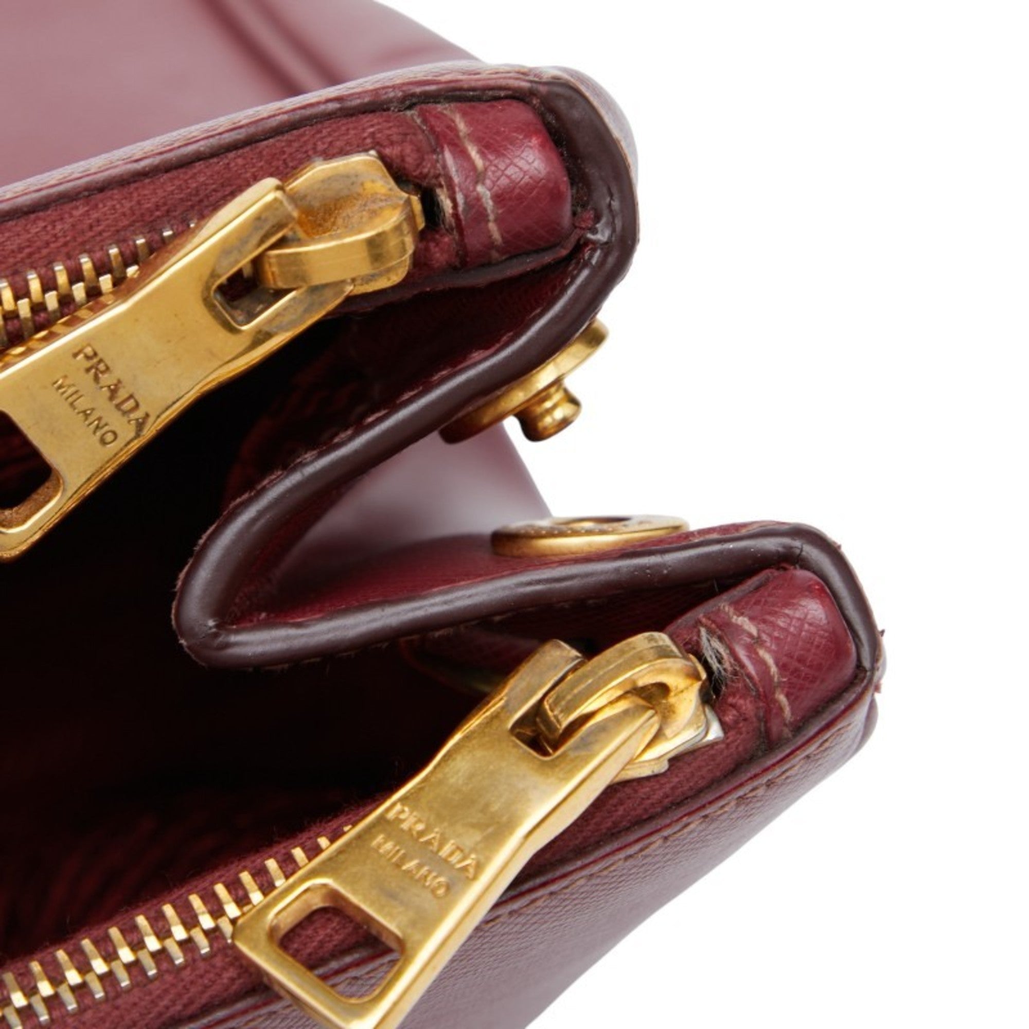 Prada Bordeaux Red Color Wine Leather Handbag Shoulder Bag (Pre-Owned)