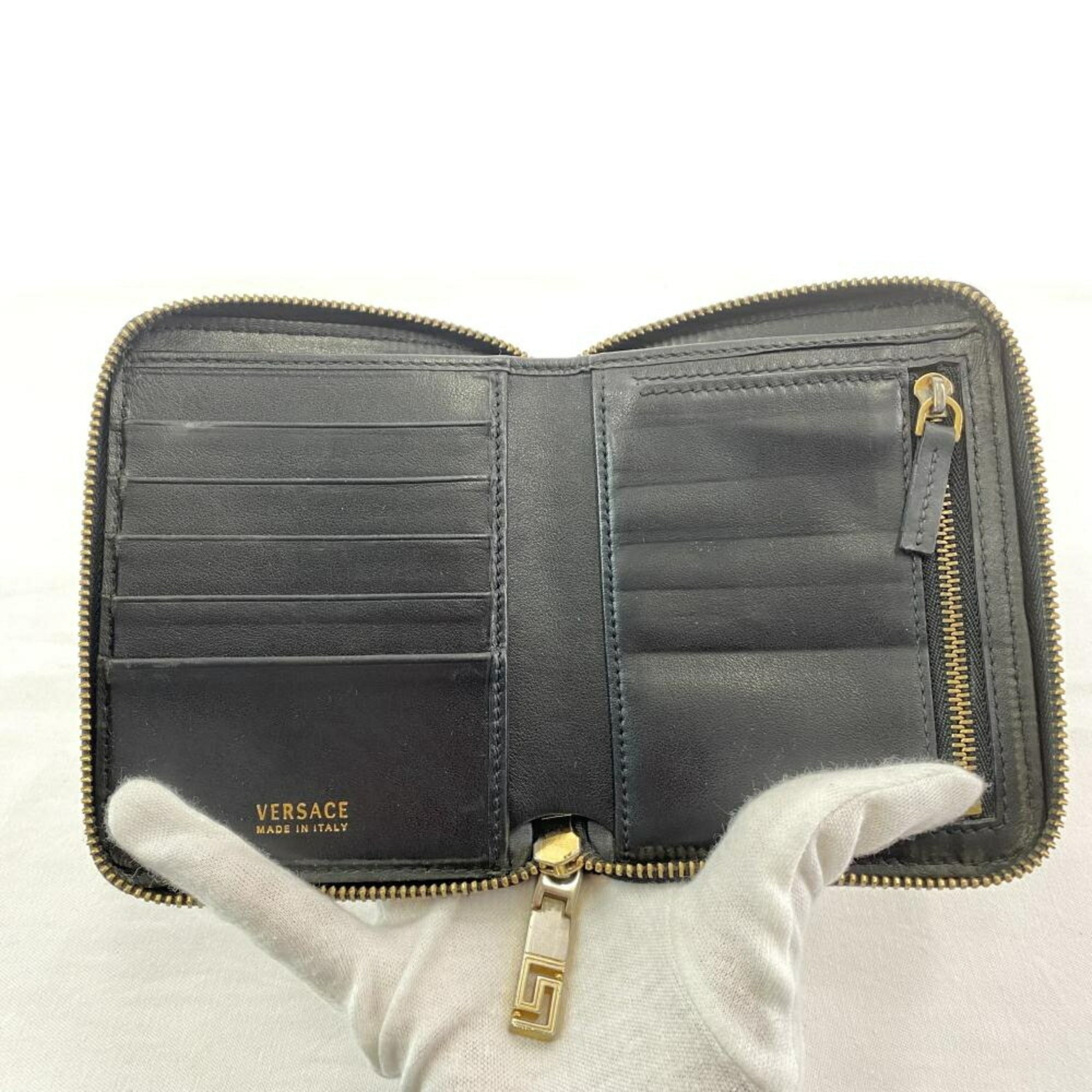 Versace Black Coin Purse/Coin Case (Pre-Owned)