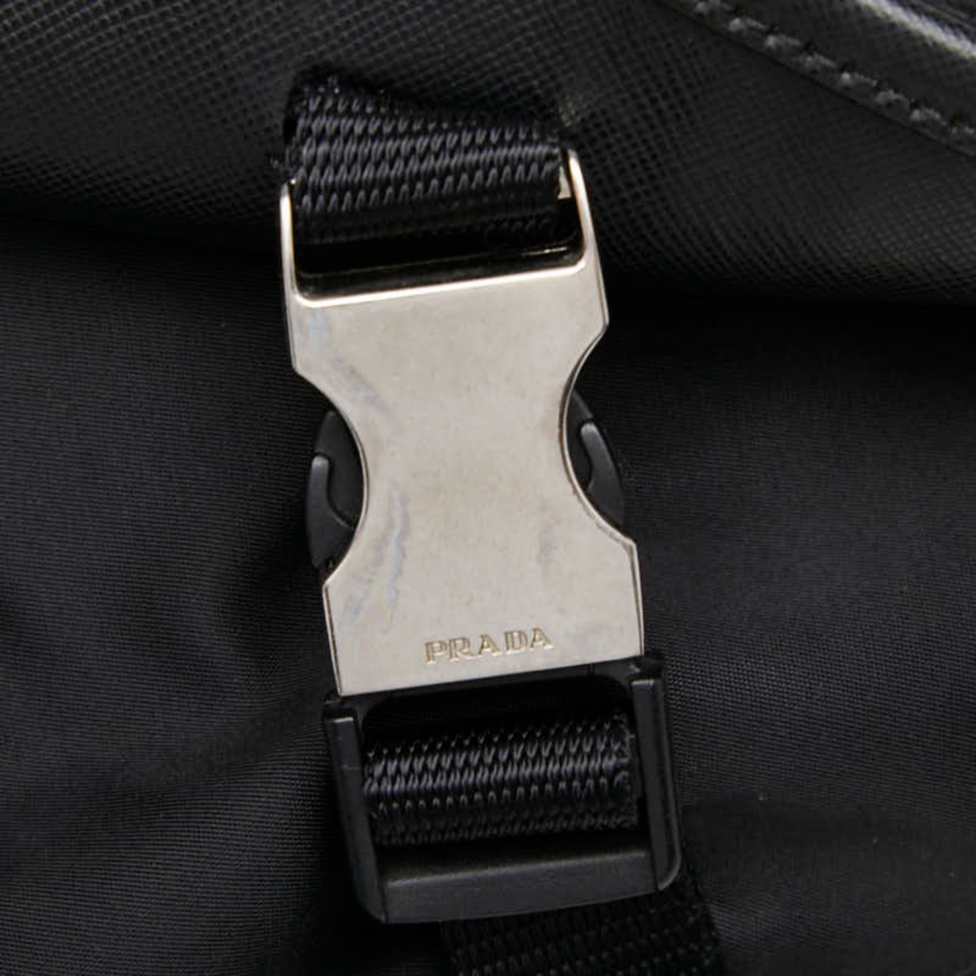 Prada Black Nylon Leather Messenger Bag Shoulder Bag (Pre-Owned)