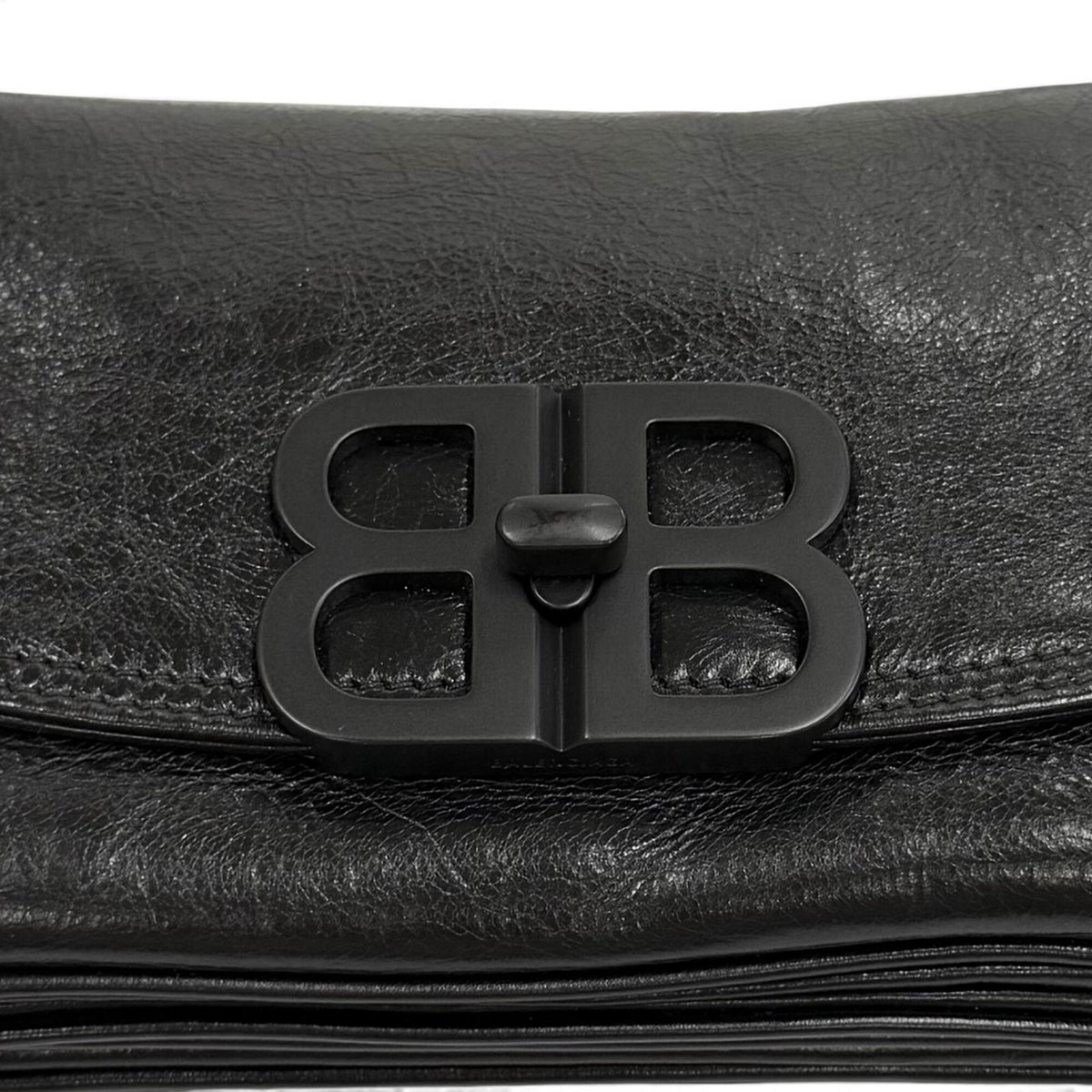 Balenciaga Black Leather Shoulder Bag (Pre-Owned)