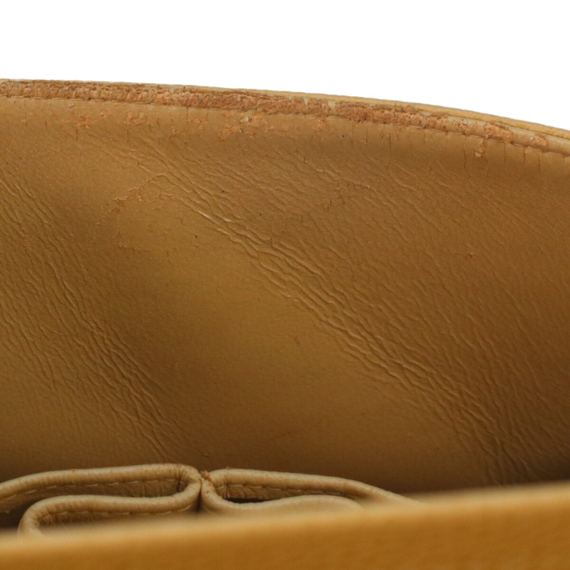 Chanel Beige Grained Calfskin Shoulder Bag (Pre-Owned)