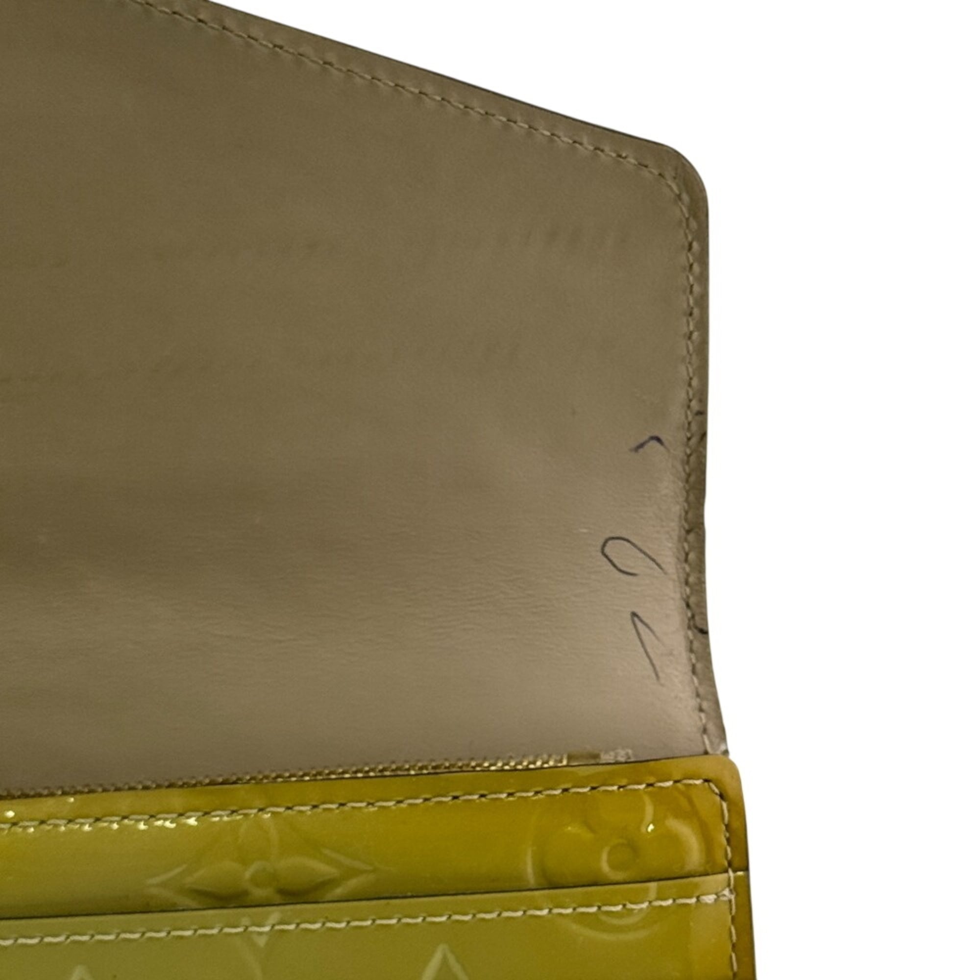 Louis Vuitton Monogram Vernis Yellow Monogram Vernis Long Wallet (Bi-Fold) (Pre-Owned)
