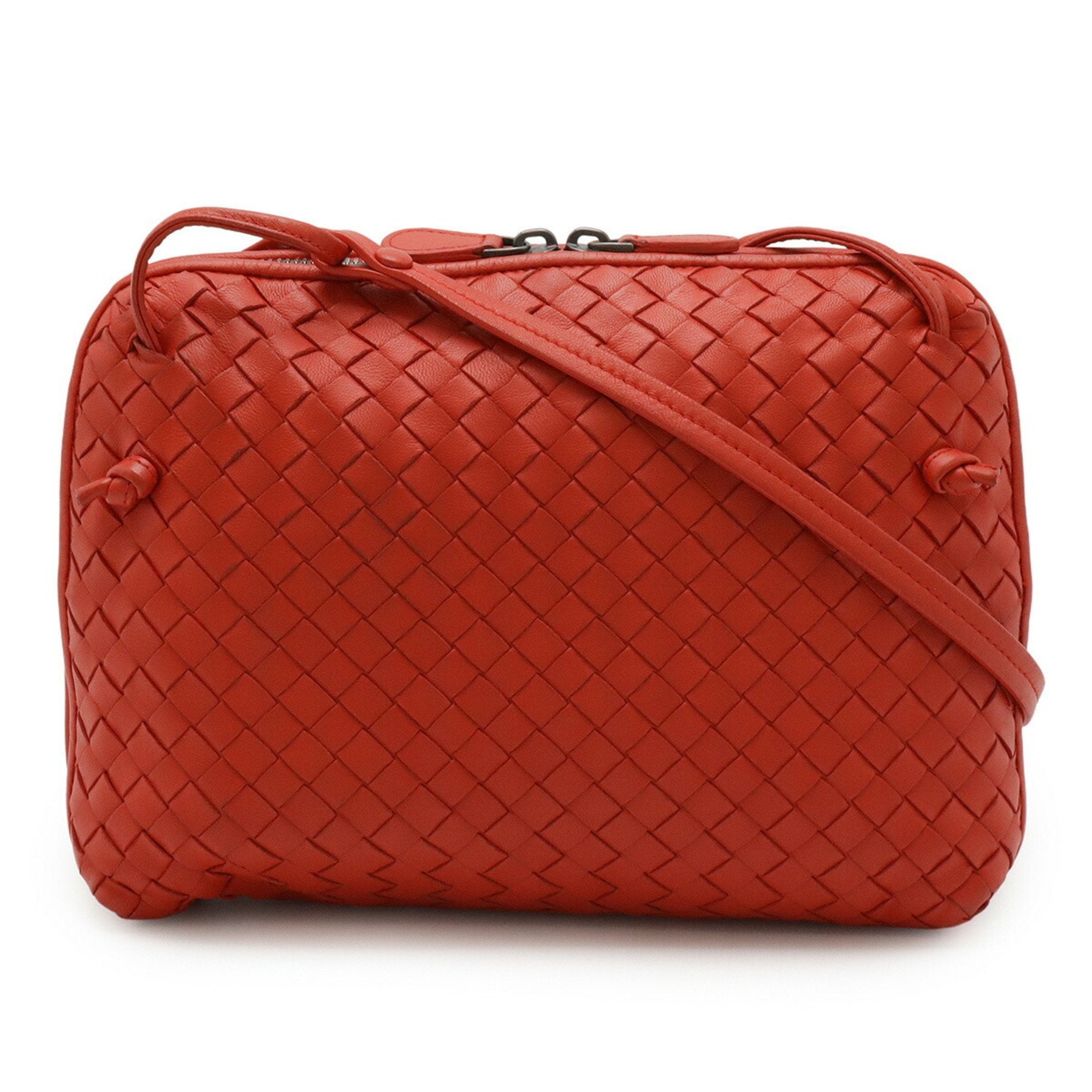 Bottega Veneta Intrecciato Black Red Color Intrecciato Pochette Shoulder Bag (Pre-Owned)