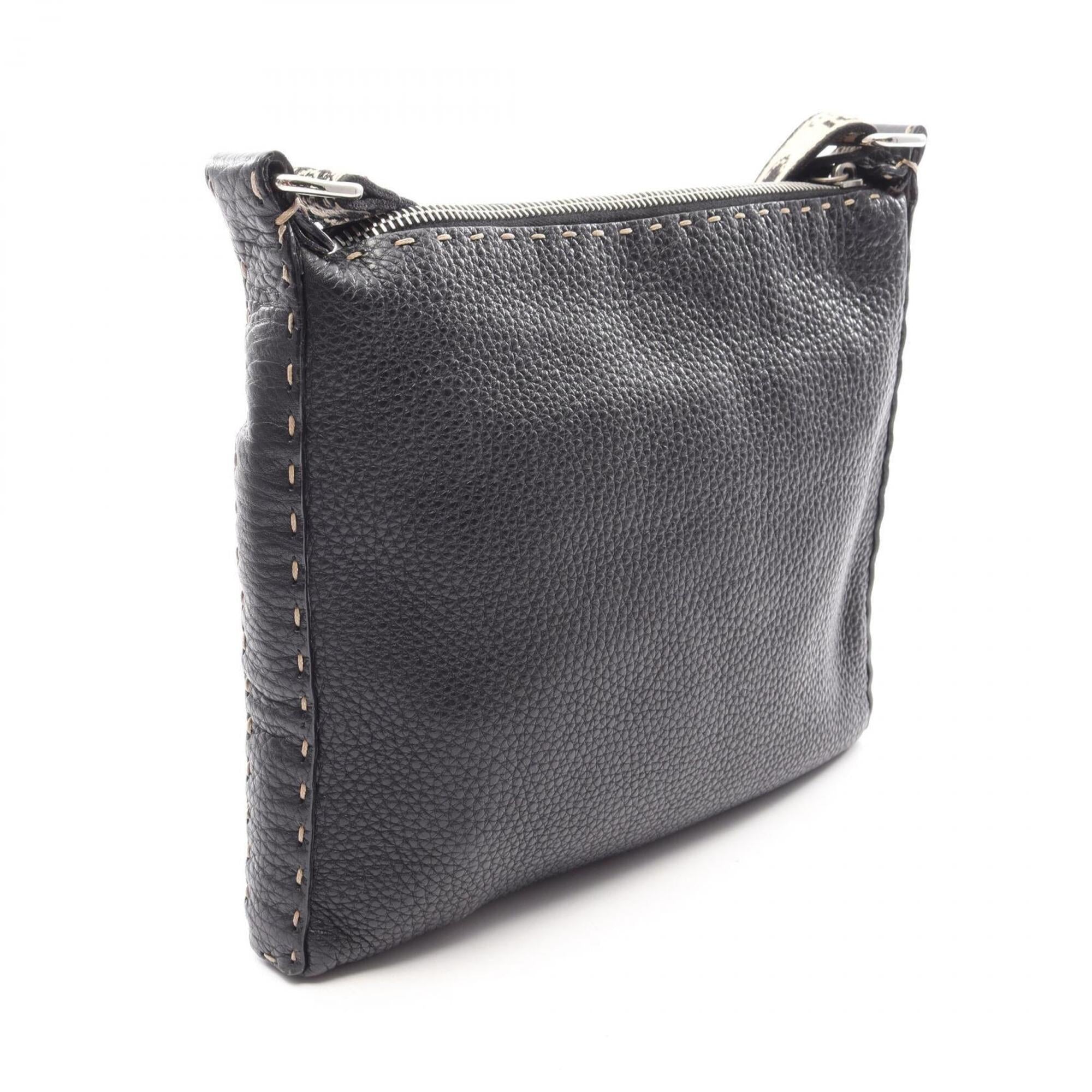 Fendi Black Leather Handbag Shoulder Bag (Pre-Owned)