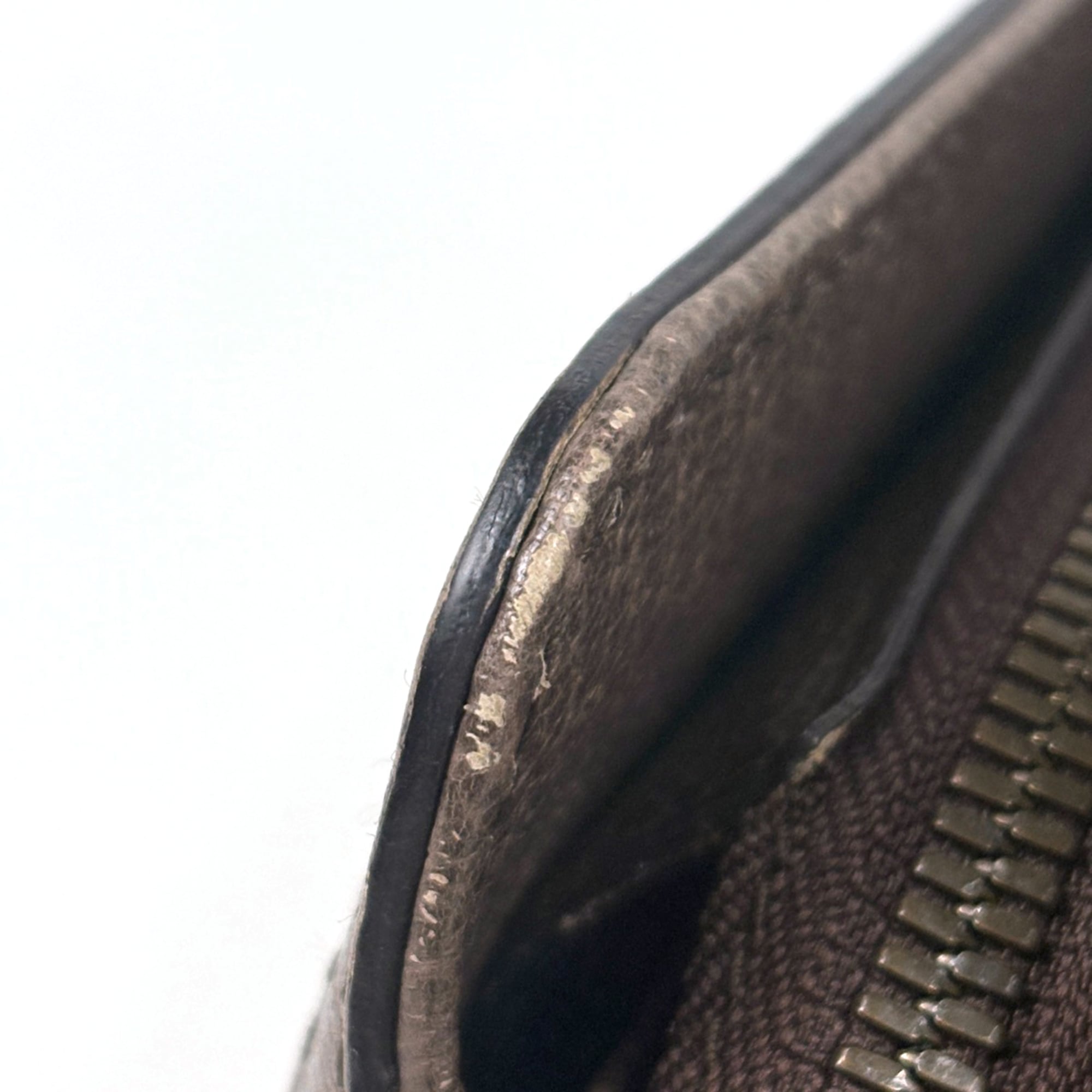 Gucci Brown Gg Supreme Shoulder Bag (Pre-Owned)