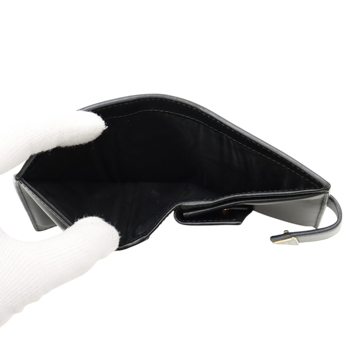 Prada Black Saffiano Wallet (Bi-Fold) (Pre-Owned)