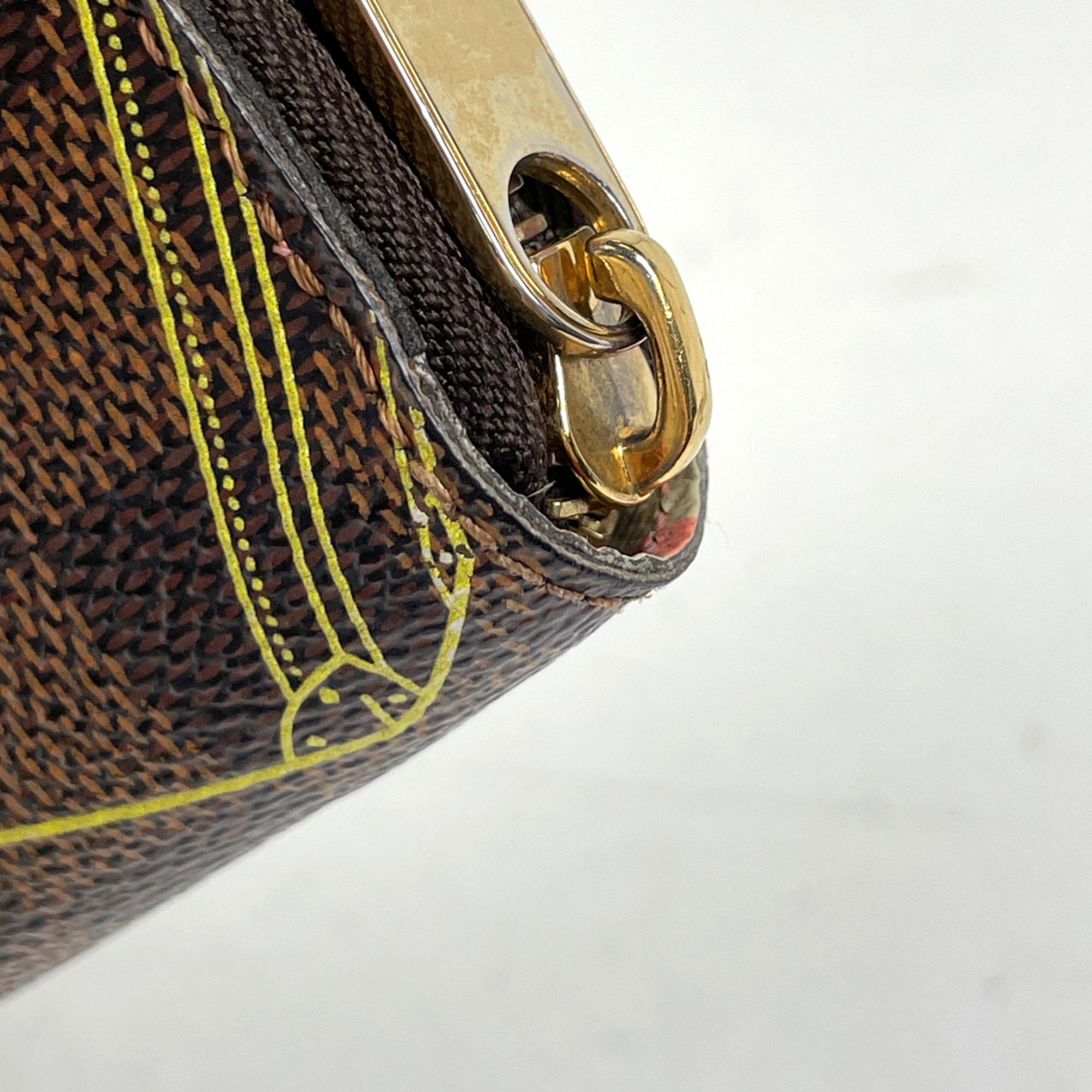 Louis Vuitton Brown Damier Canvas (Pre-Owned)