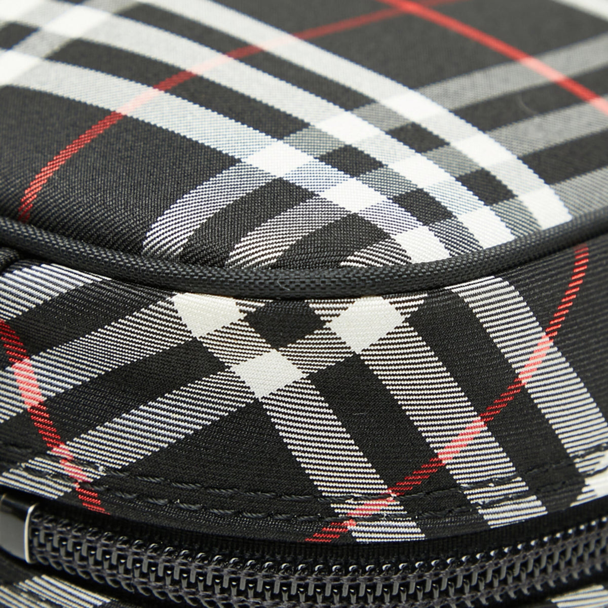 Burberry Black Nylon Handbag (Pre-Owned)