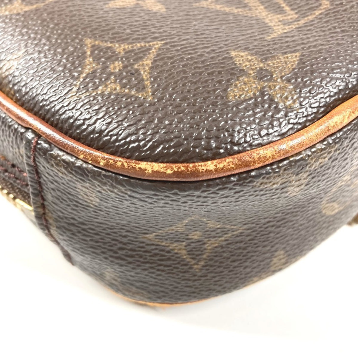 Louis Vuitton Brown Monogram Monogram Pochette Shoulder Bag Sling Bag (Pre-Owned)