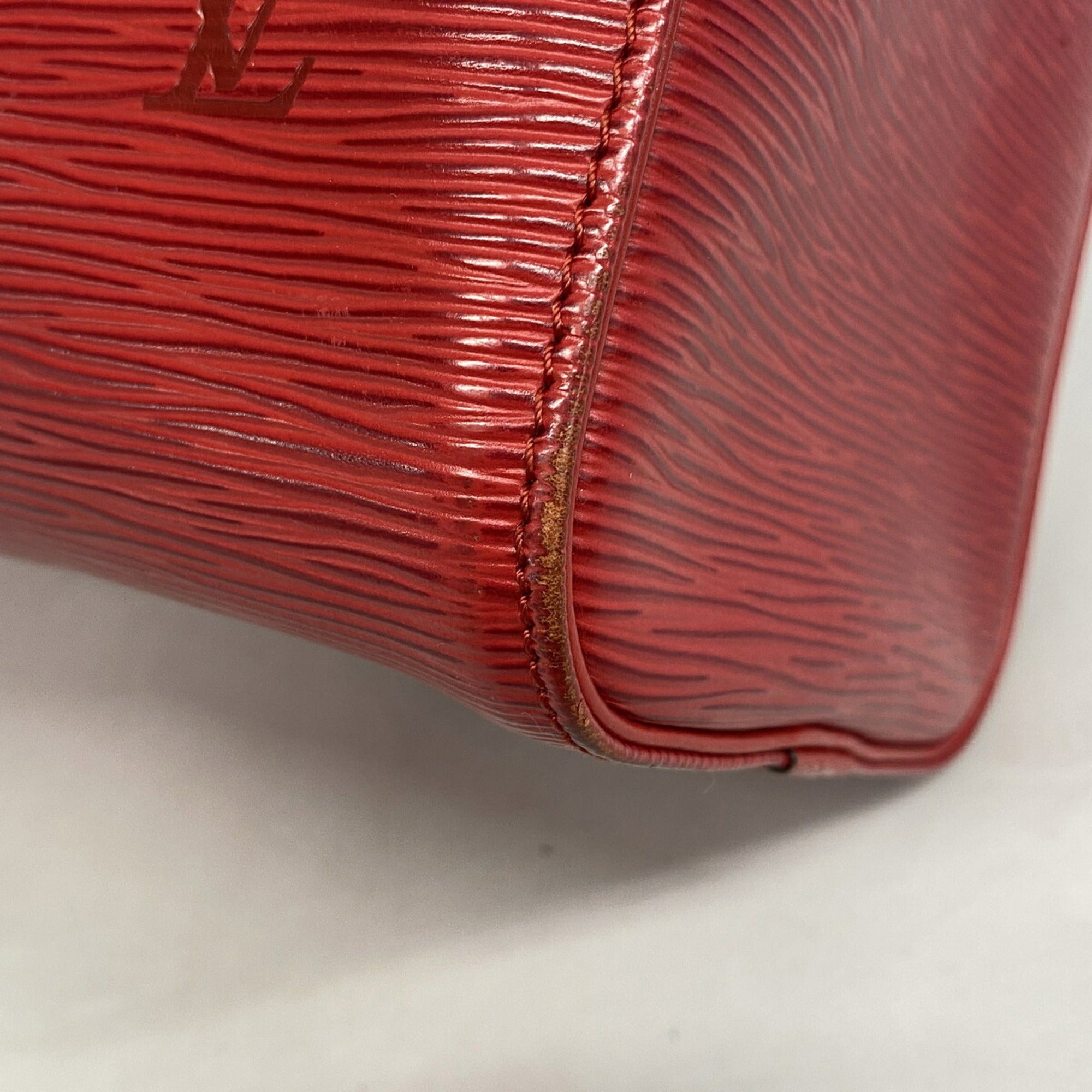 Louis Vuitton Castilian Red Handbag (Pre-Owned)