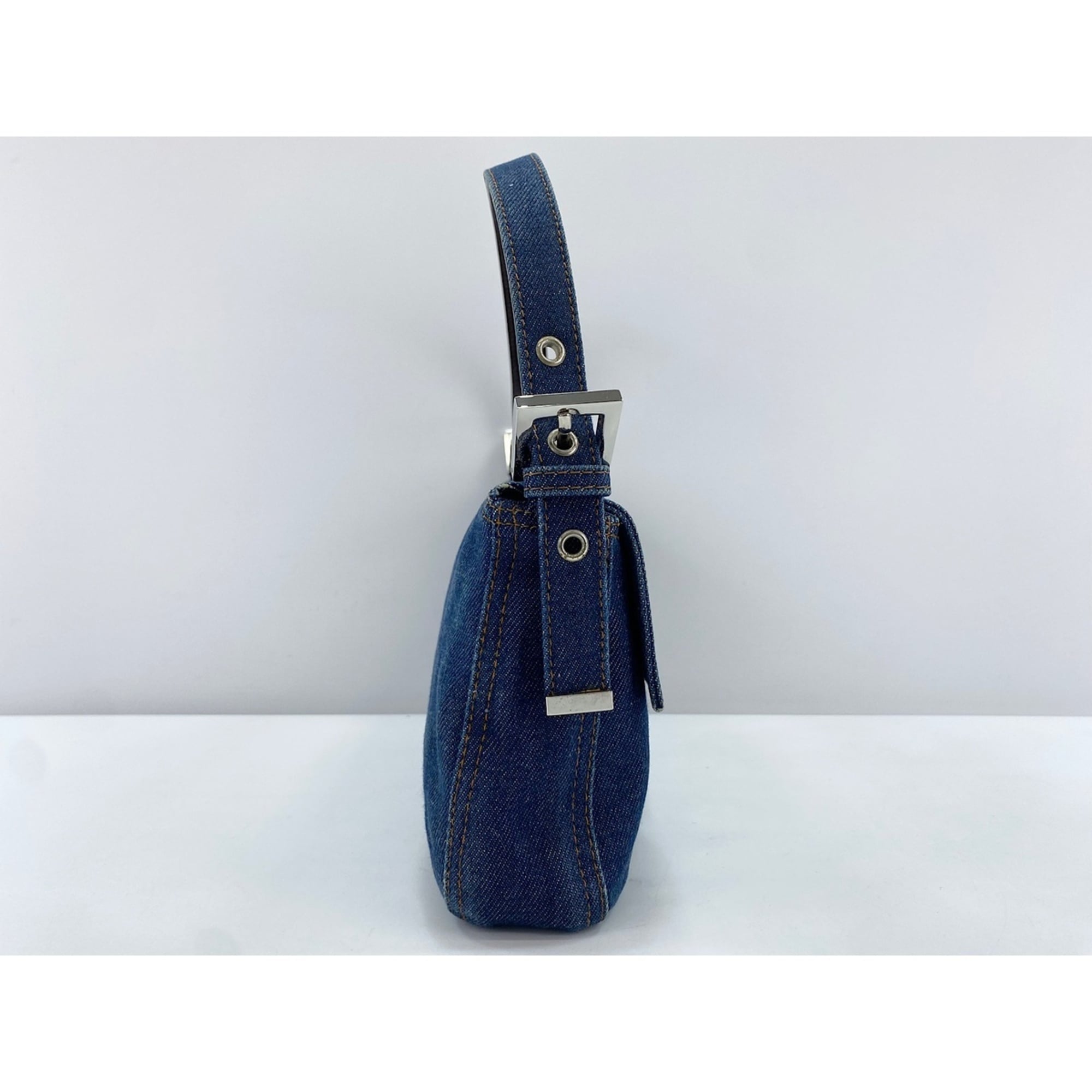 Fendi Navy Shoulder Bag (Pre-Owned)