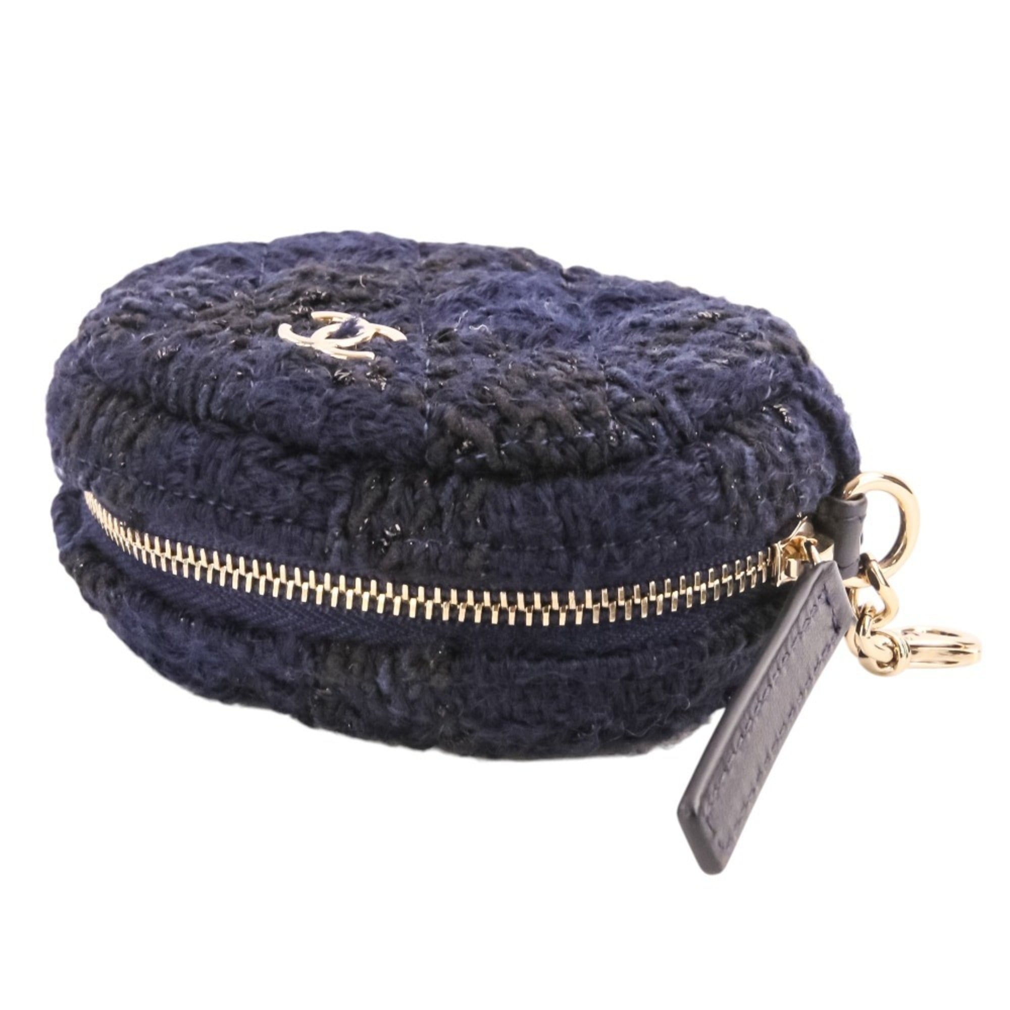 Chanel Matelasse Navy Tweed Handbag Pouch (Pre-Owned)