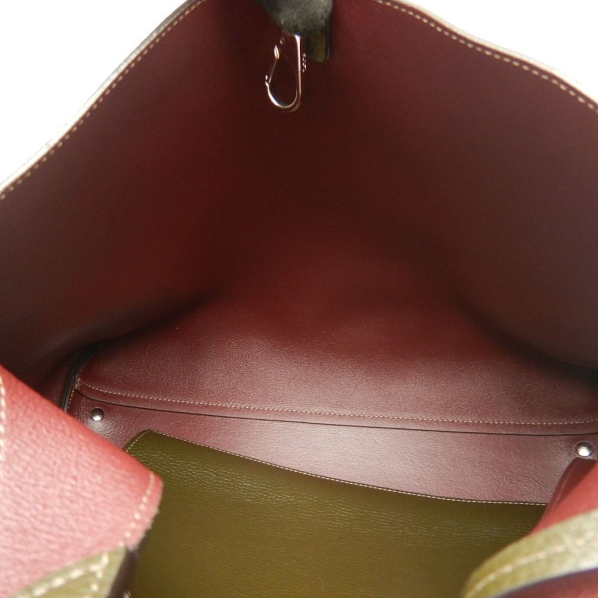 Tod's Bordeaux Khaki Leather Handbag (Pre-Owned)