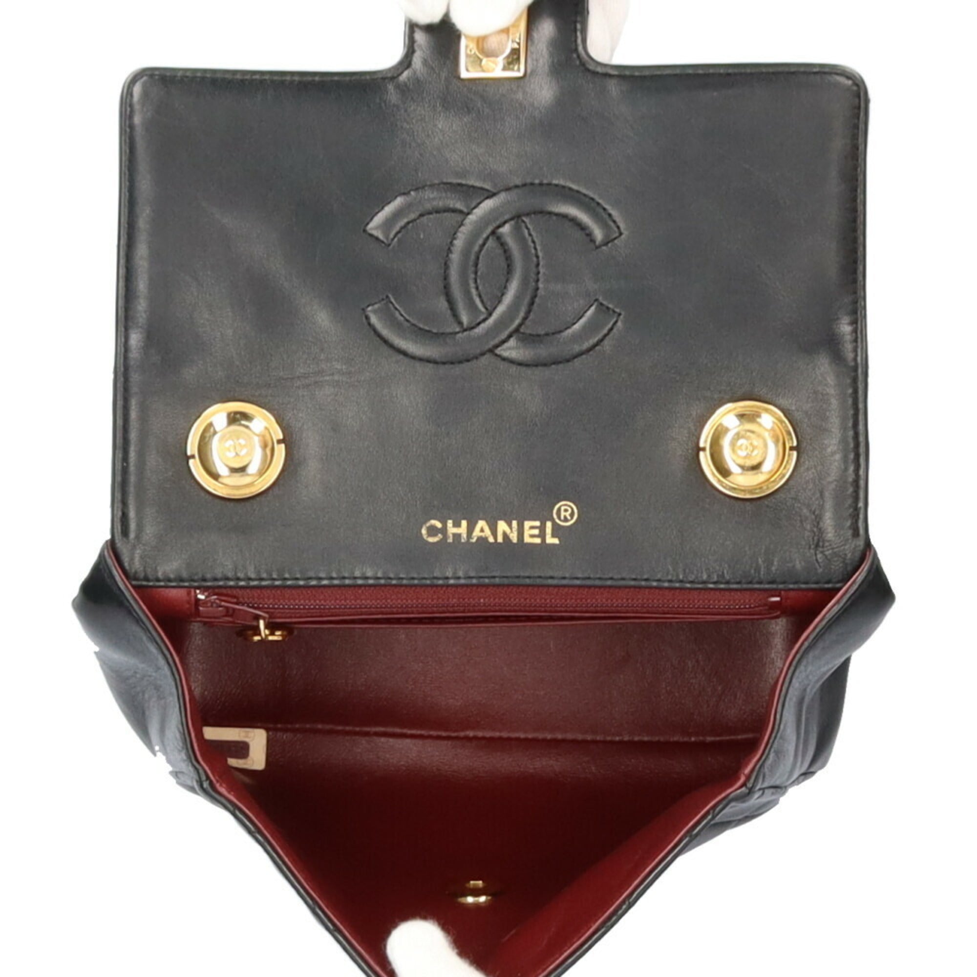 Chanel Black Leather Handbag (Pre-Owned)