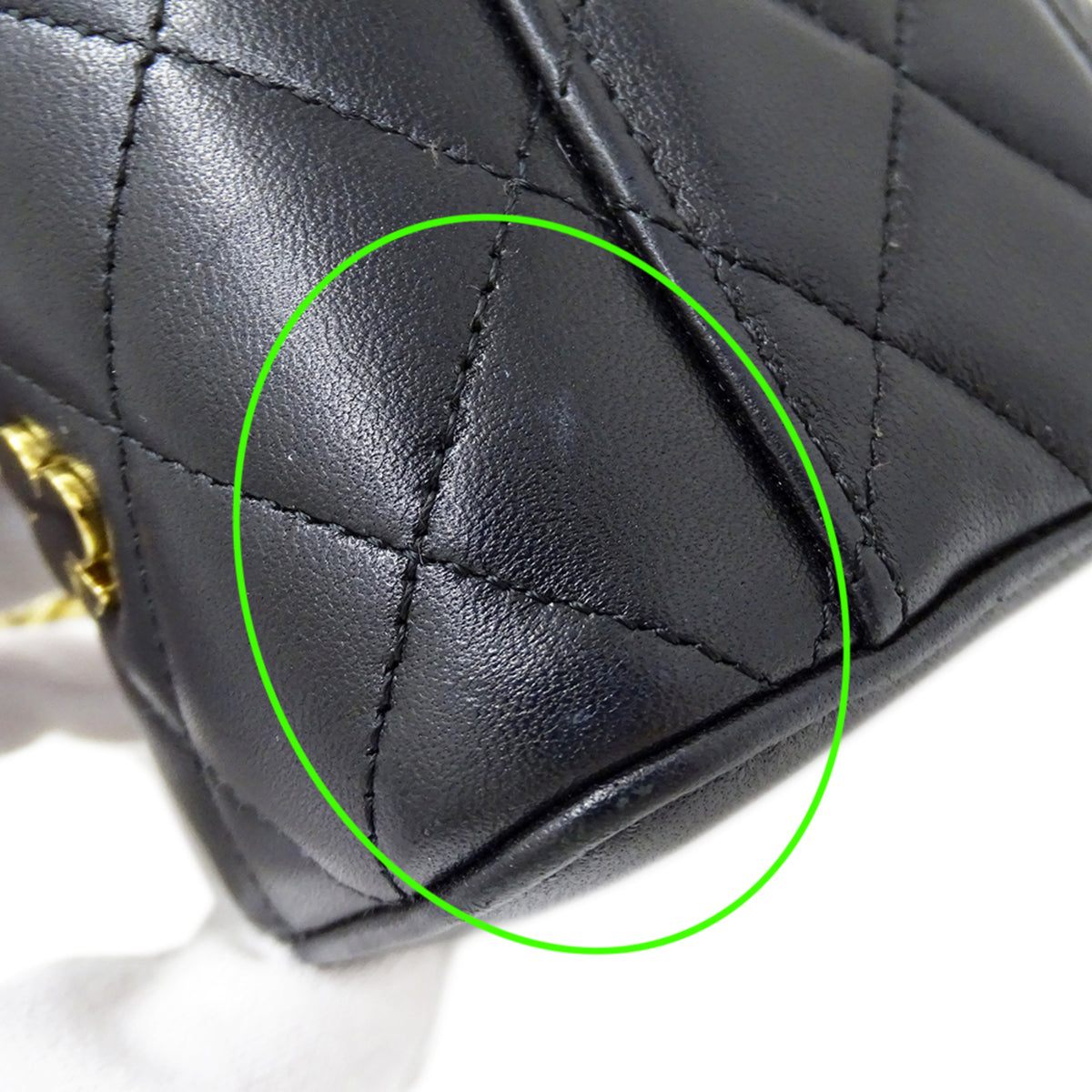 Chanel Black Leather Handbag Shoulder Bag (Pre-Owned)