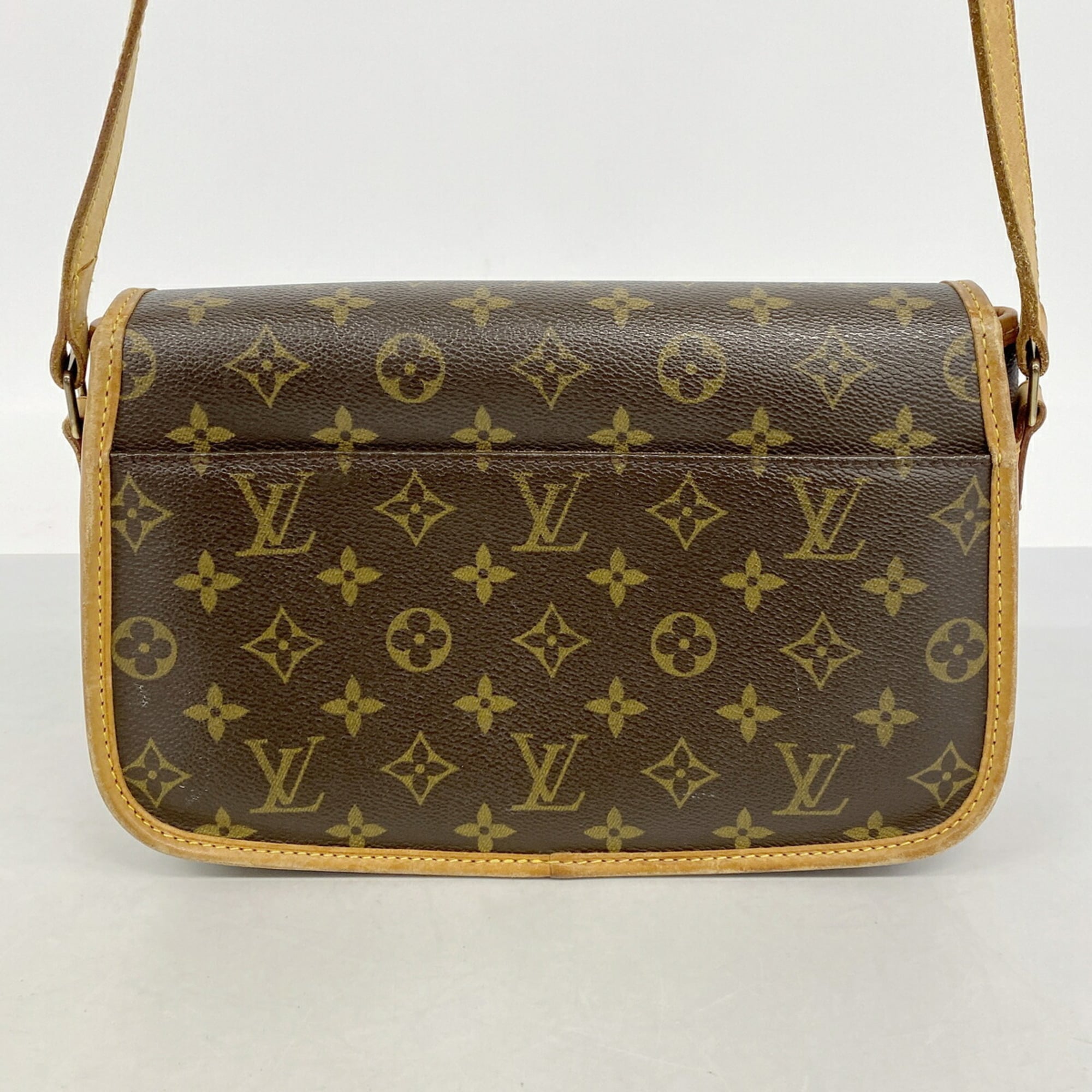 Louis Vuitton Brown Shoulder Bag (Pre-Owned)