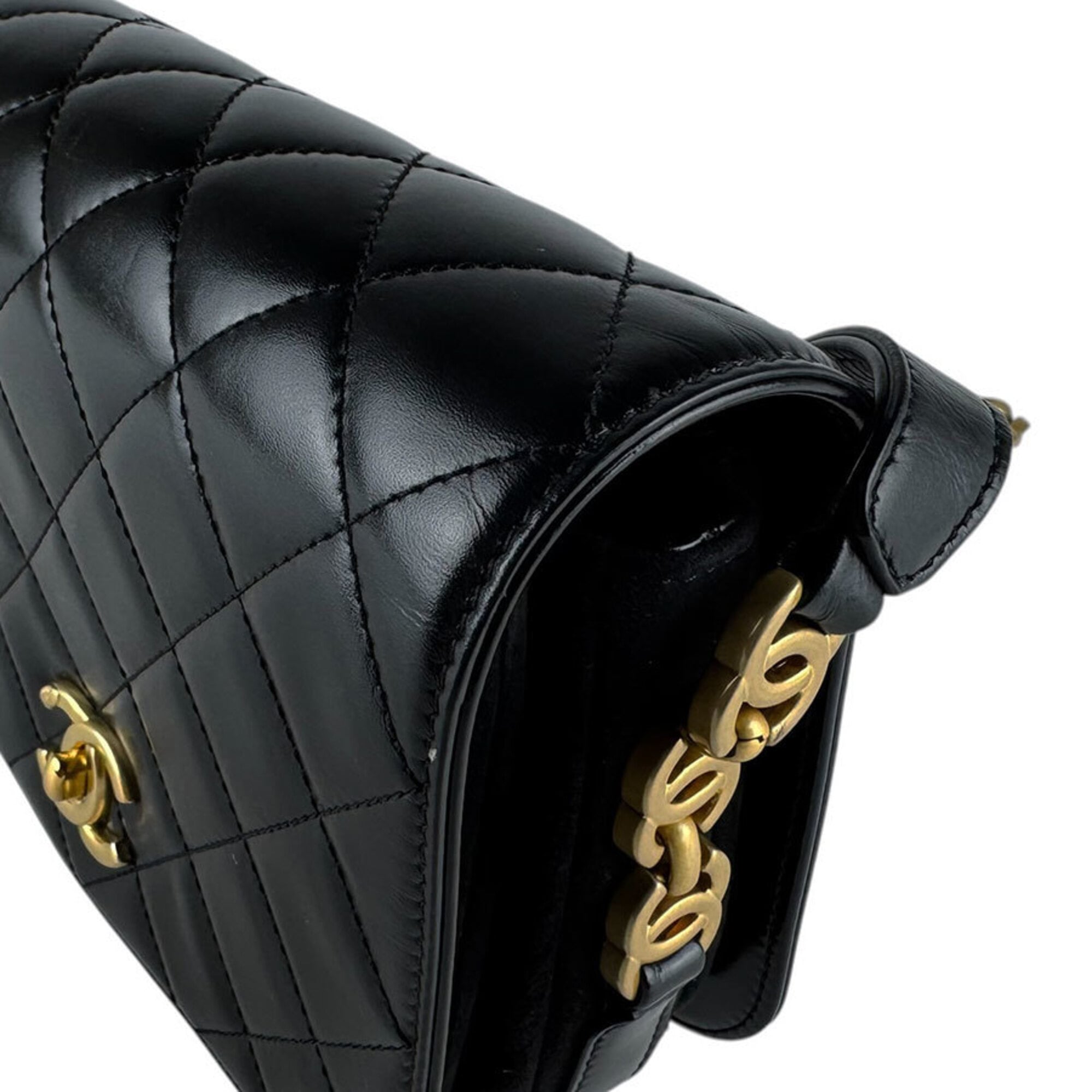 Chanel Black Leather Suede Messenger Bag Shoulder Bag (Pre-Owned)