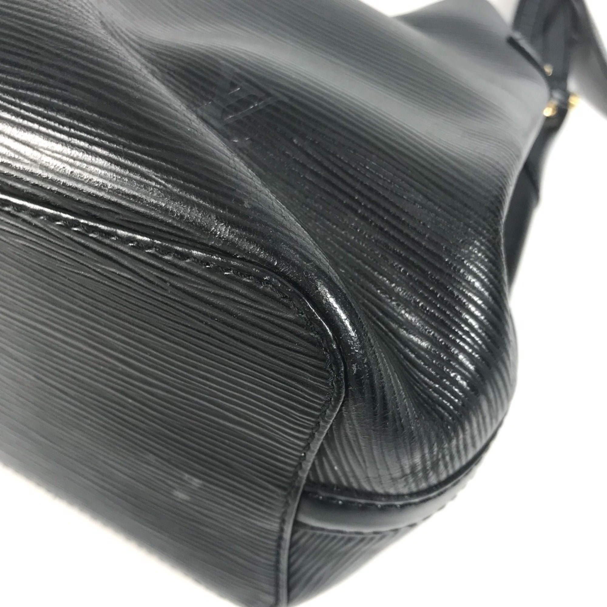 Louis Vuitton Epi Black Noir Epi Leather Shoulder Bag (Pre-Owned)