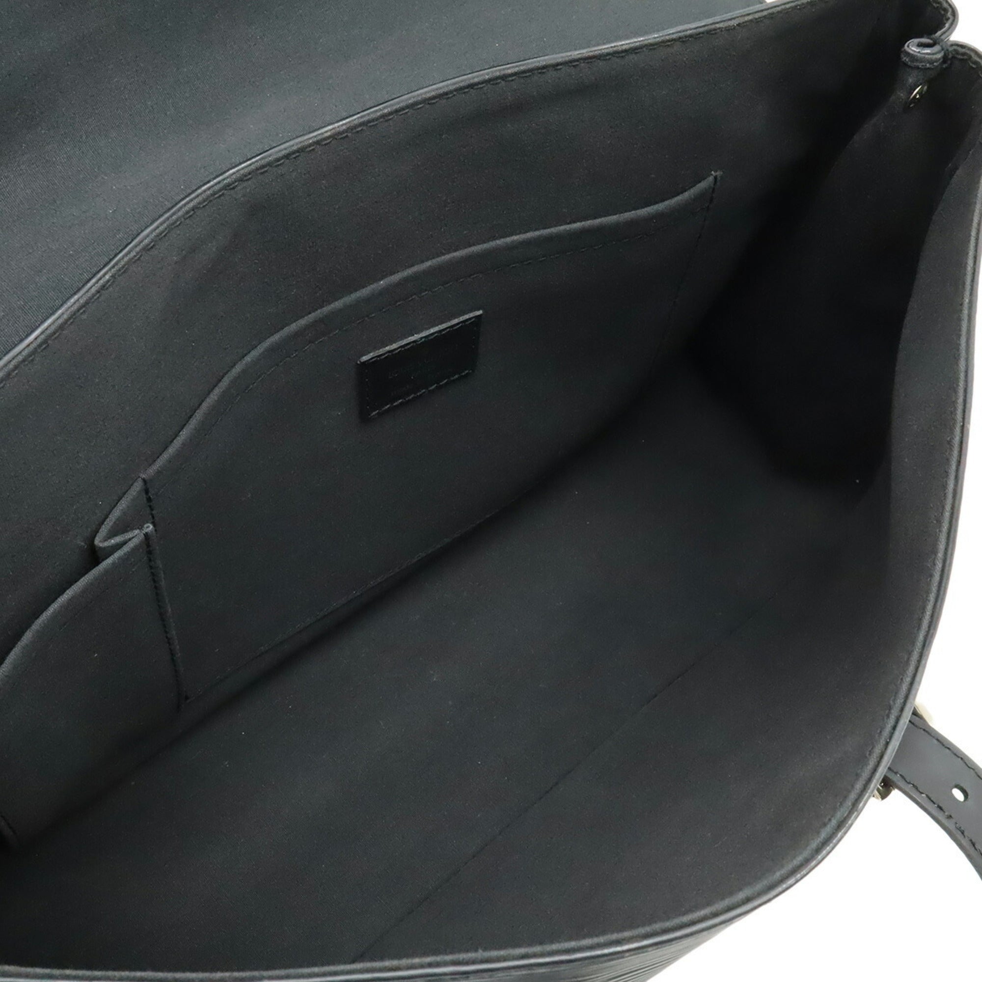 Louis Vuitton Black Noir Epi Leather Shoulder Bag (Pre-Owned)