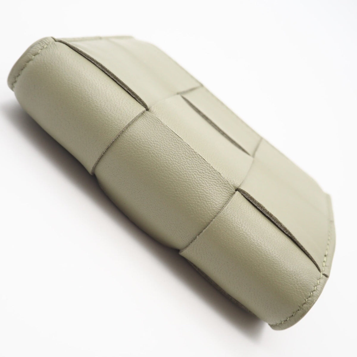 Bottega Veneta Beige Leather Wallet (Bi-Fold) (Pre-Owned)