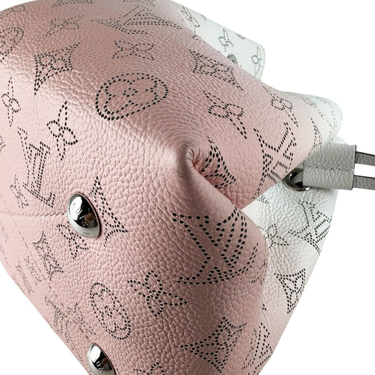 Louis Vuitton Pink White Mahina Leather Handbag Shoulder Bag (Pre-Owned)