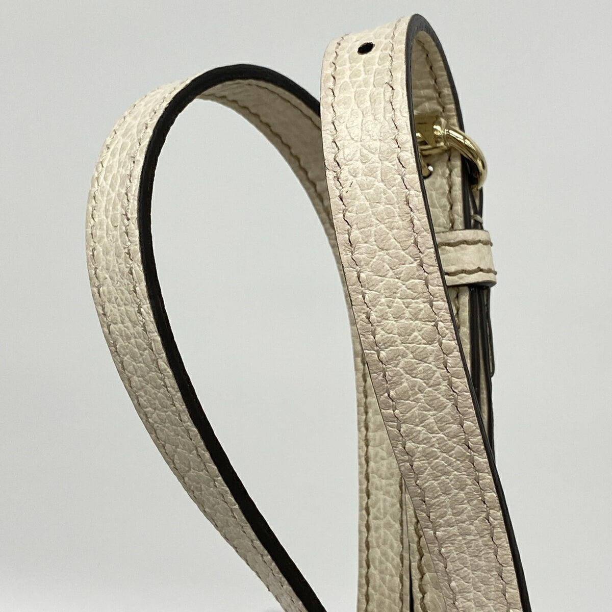 Gucci Ivory Leather Handbag (Pre-Owned)
