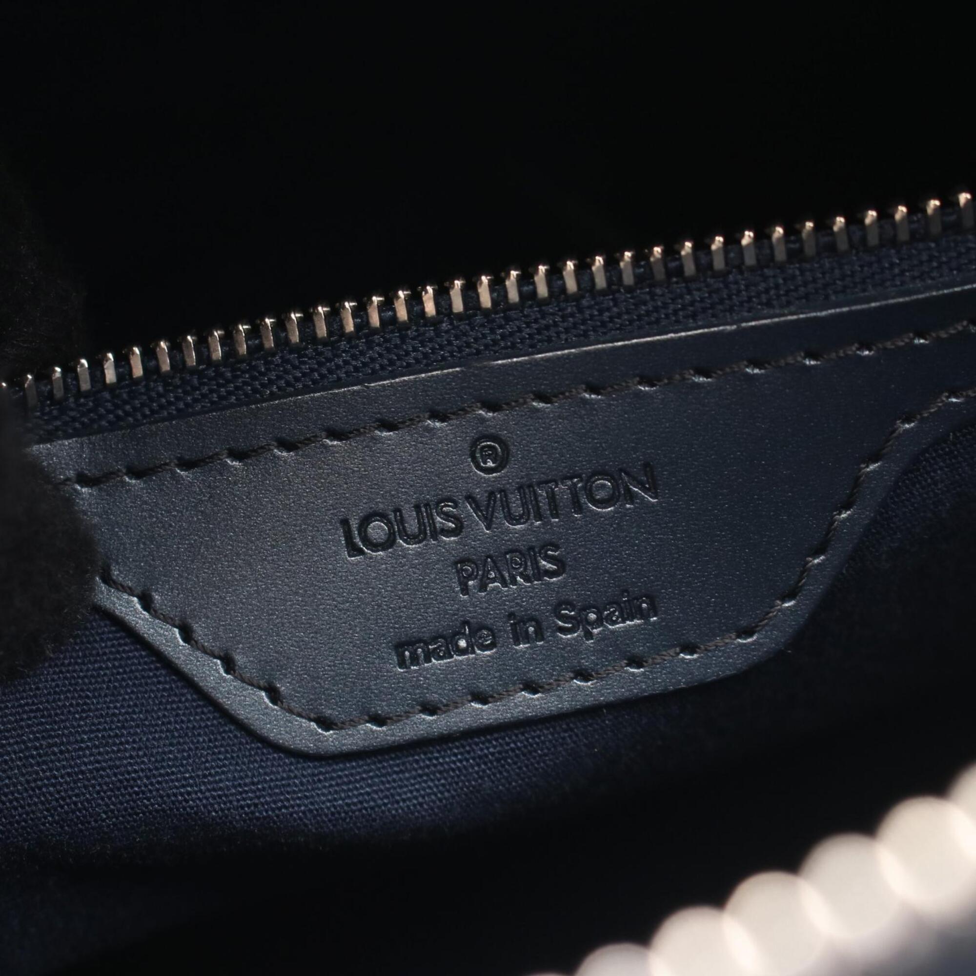 Louis Vuitton Blue Navy Leather Handbag (Pre-Owned)