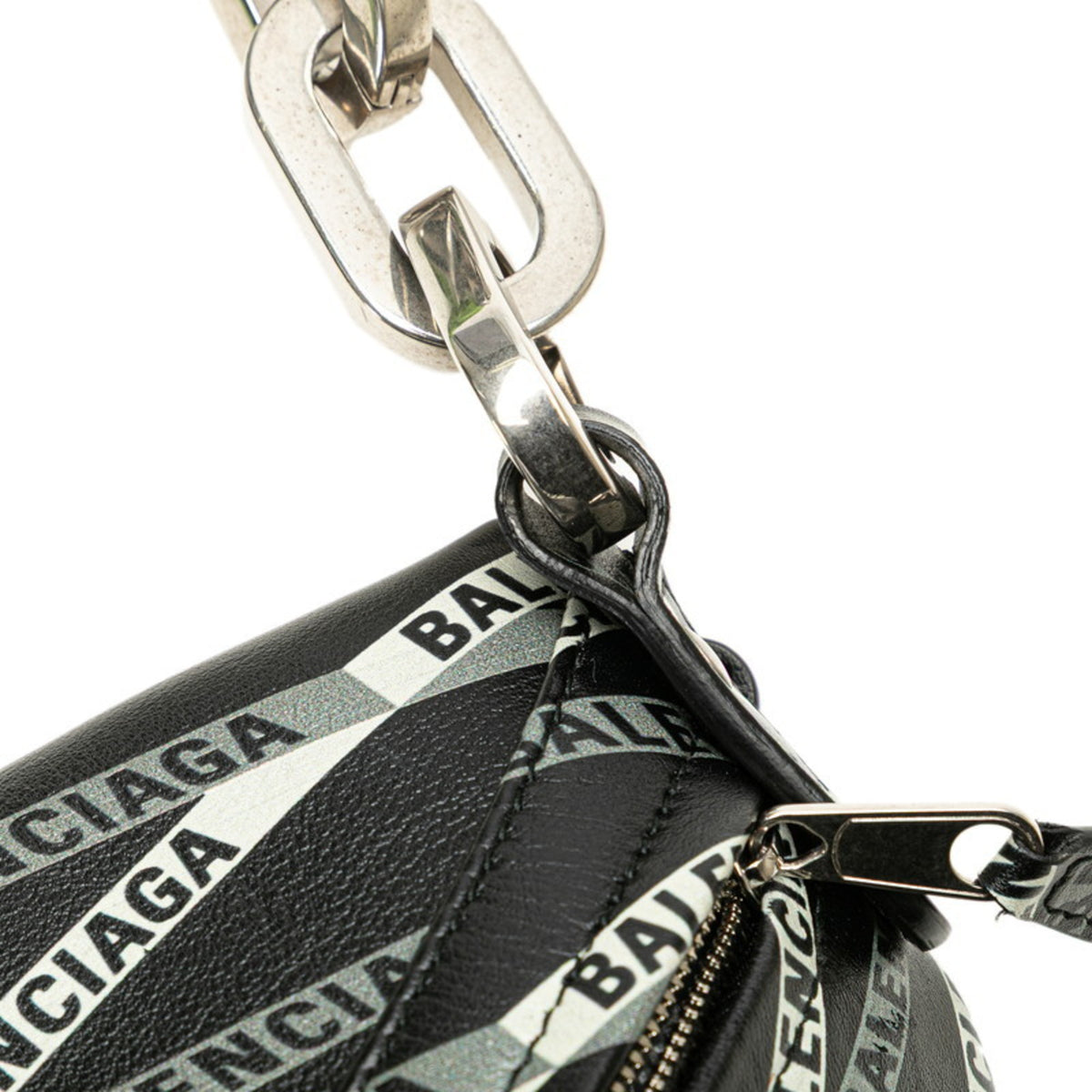Balenciaga Black Green Leather Fanny Pack (Pre-Owned)