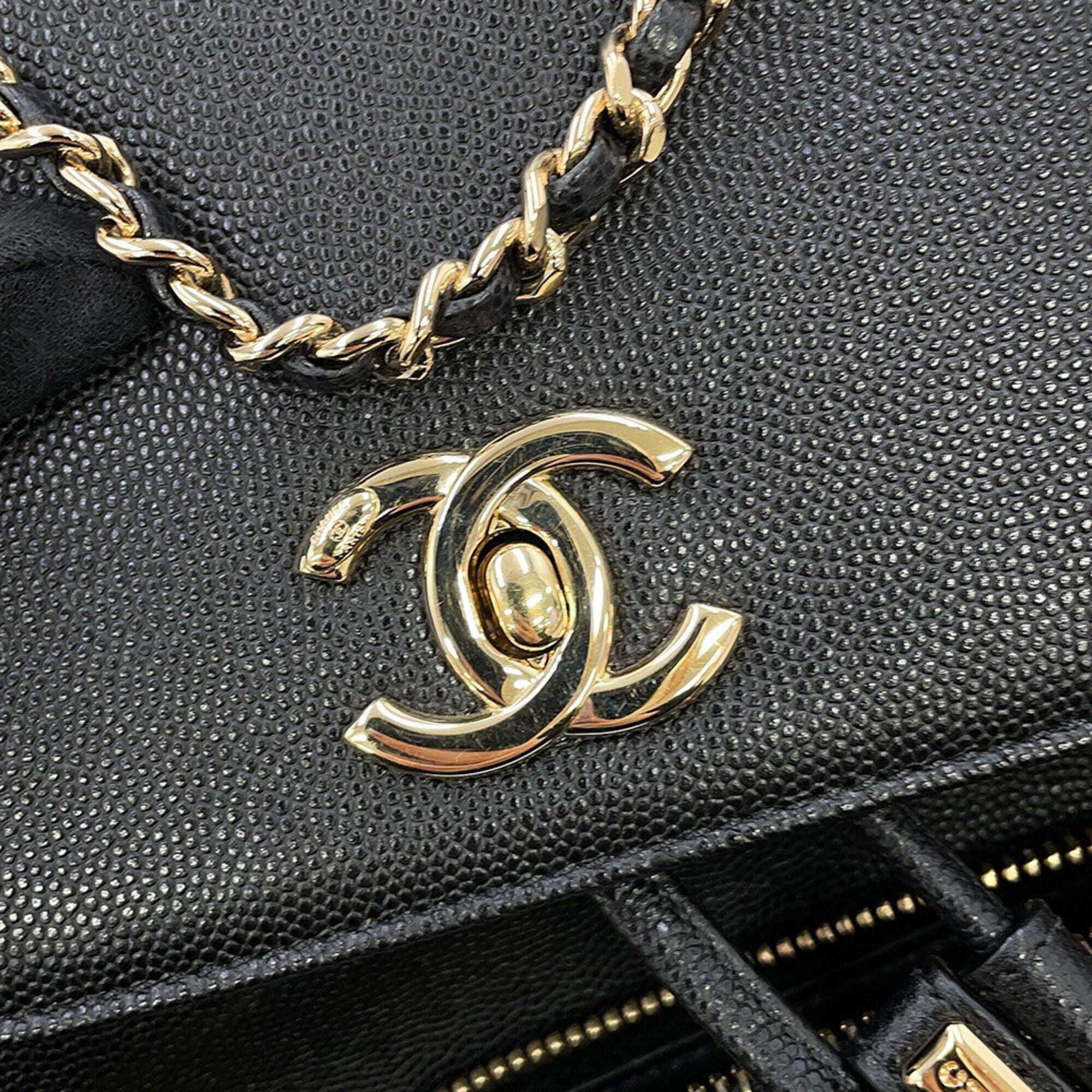 Chanel Black Grained Calfskin Backpack Handbag (Pre-Owned)