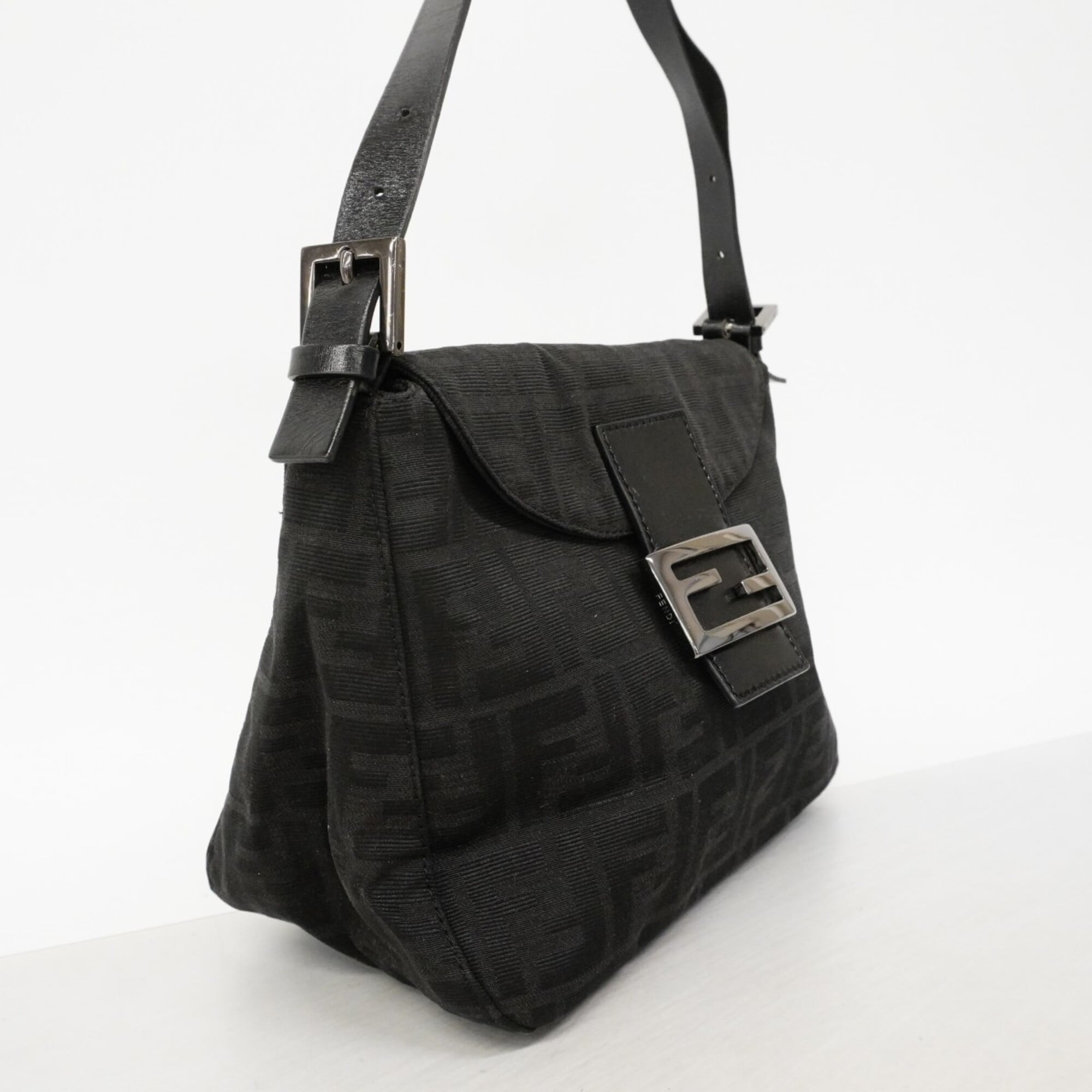 Fendi Black Nylon Canvas Handbag (Pre-Owned)