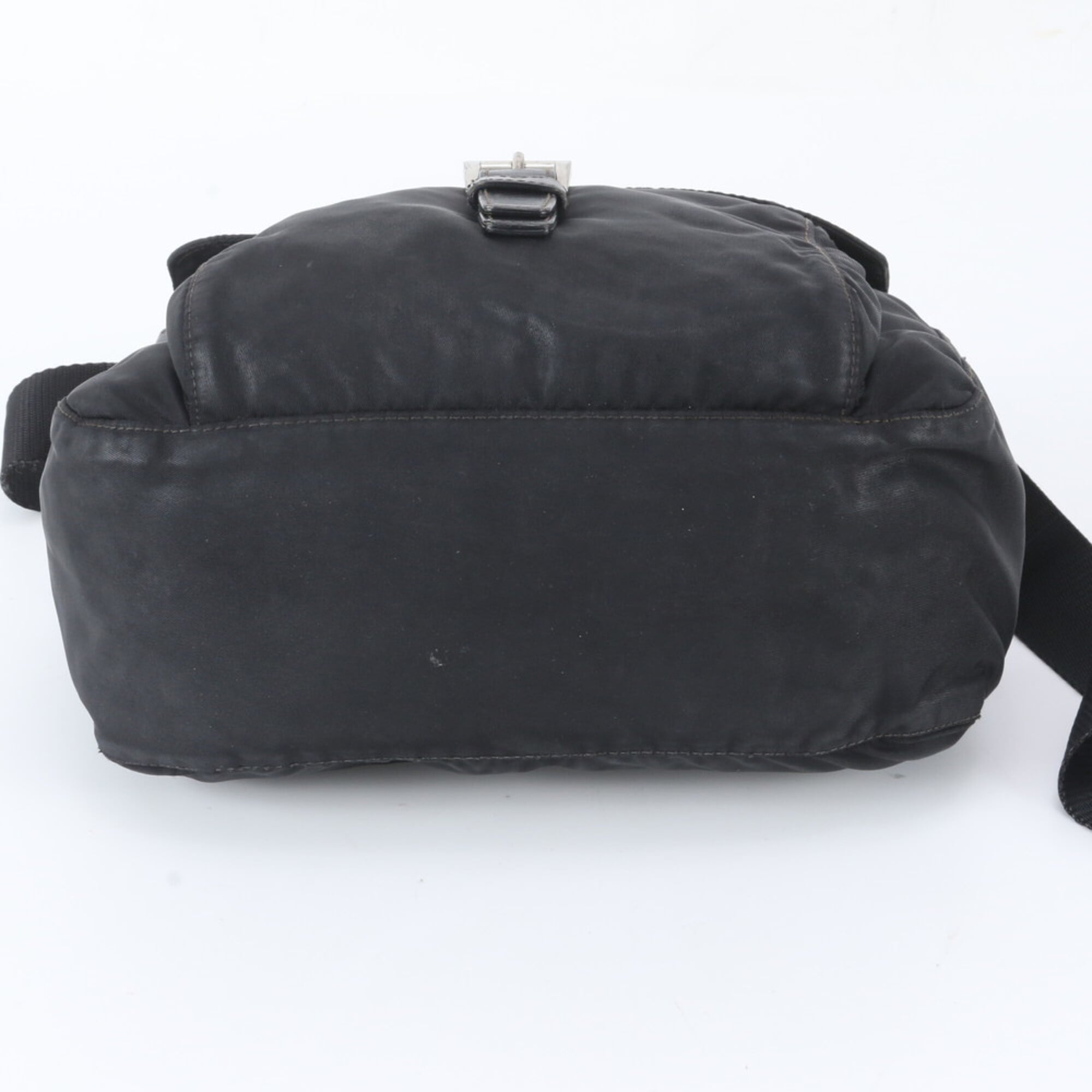 Prada Black Nylon Leather Messenger Bag Shoulder Bag (Pre-Owned)
