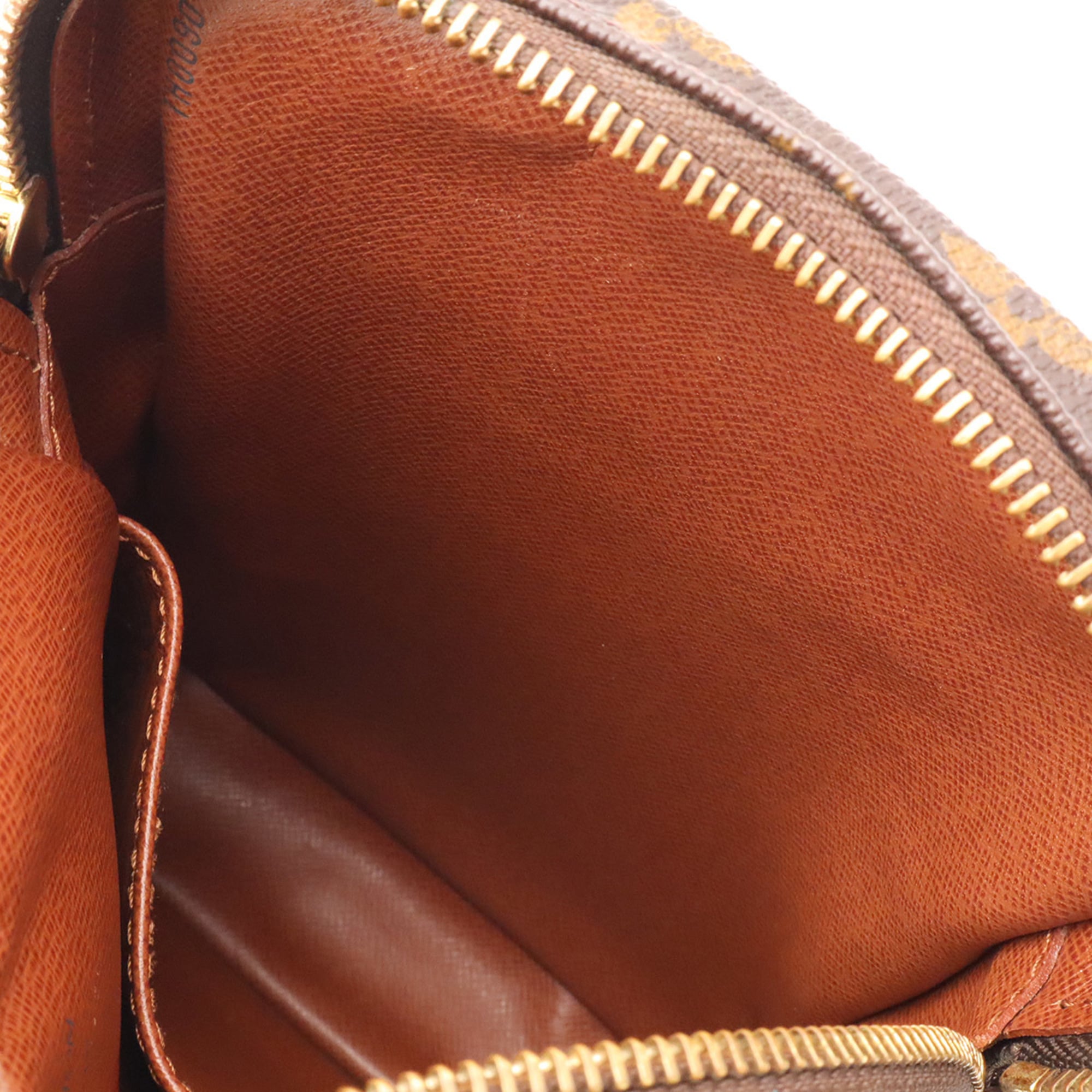 Louis Vuitton Monogram Brown Monogram Pochette Shoulder Bag (Pre-Owned)