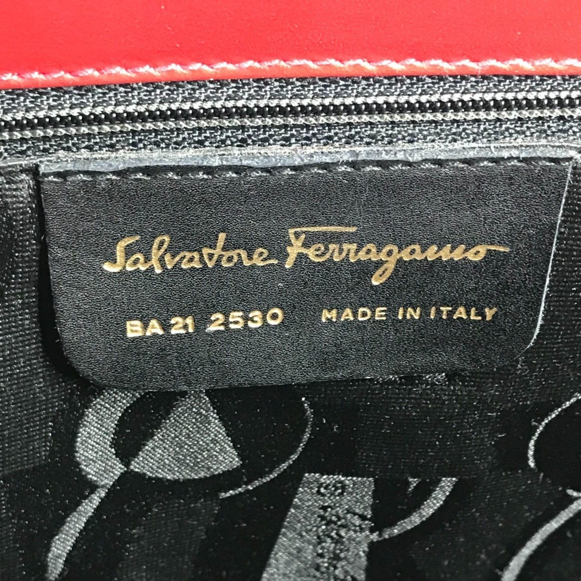 Salvatore Ferragamo Vara Red Color Leather Shoulder Bag Tote Bag (Pre-Owned)