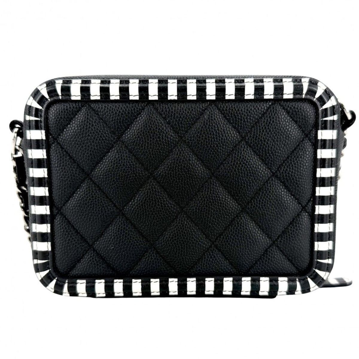 Chanel Matelasse Black Grained Calfskin Shoulder Bag (Pre-Owned)