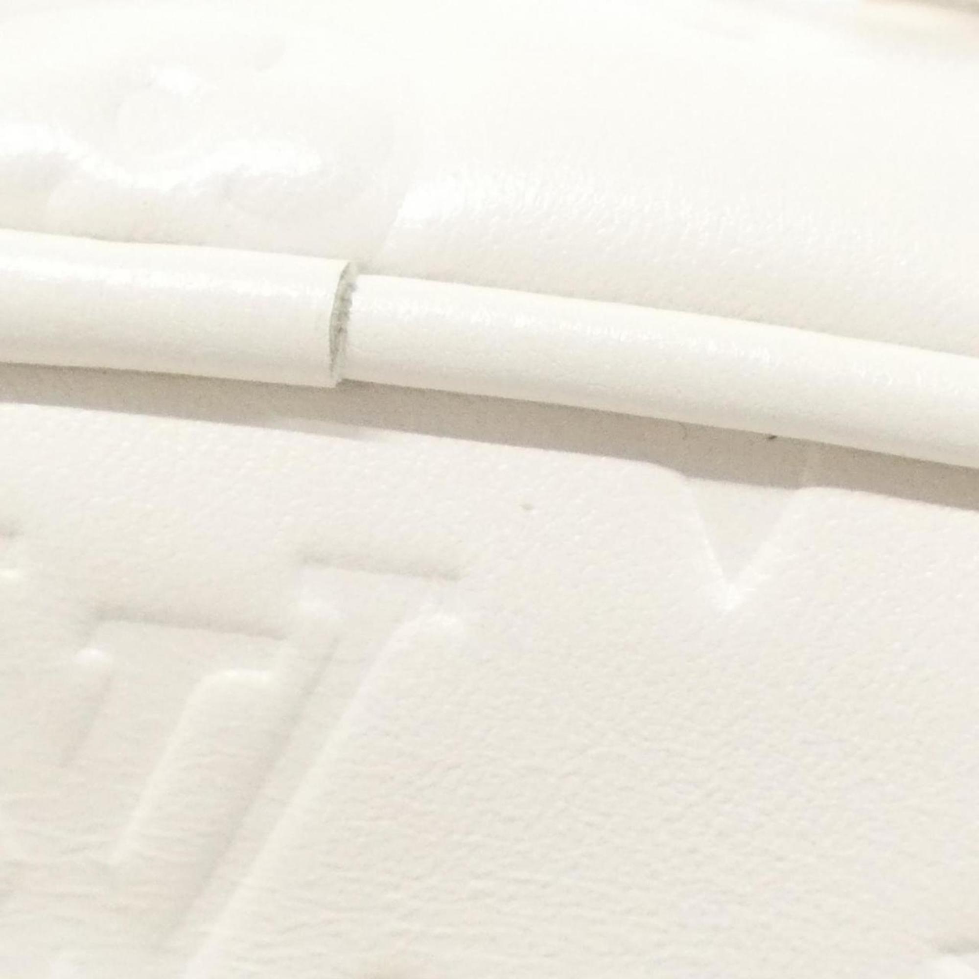 Louis Vuitton Ivory Leather Shoulder Bag Vanity Bag (Pre-Owned)