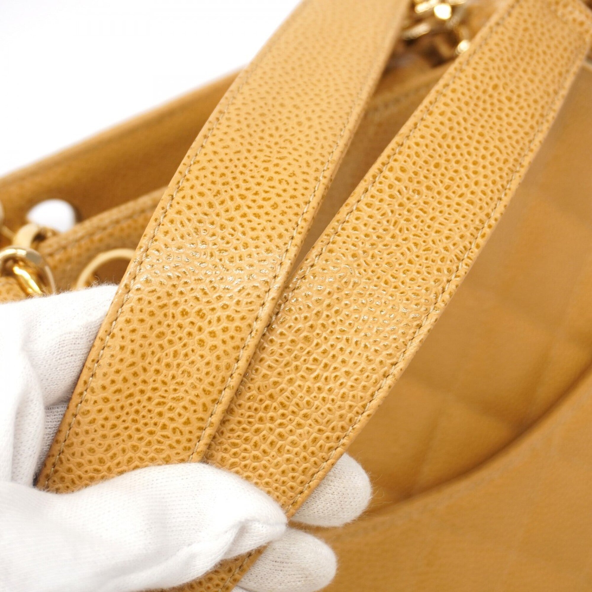 Chanel Brown Grained Calfskin Tote Bag (Pre-Owned)