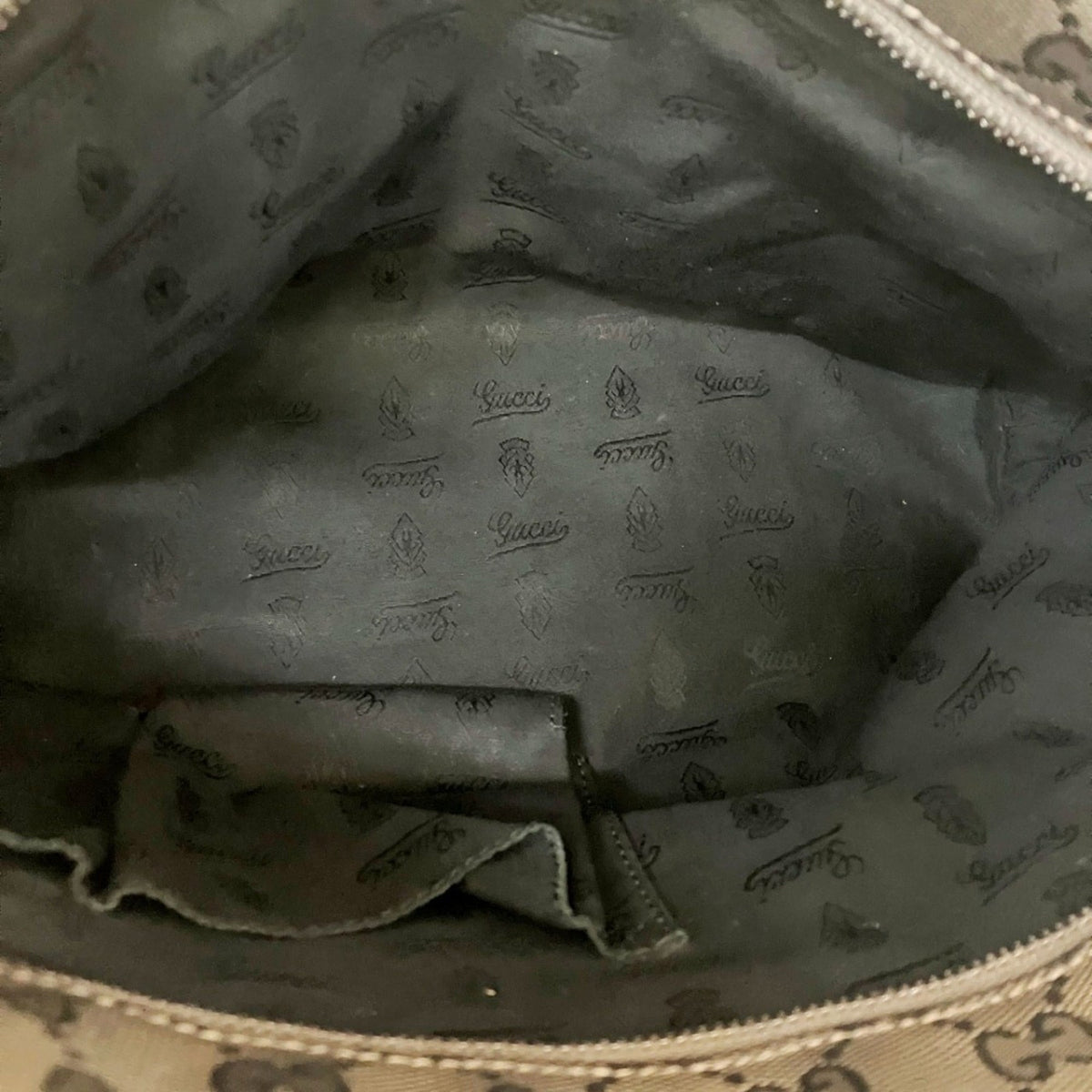 Gucci Gg Imprimé Gold Pvc Leather Tote Bag (Pre-Owned)